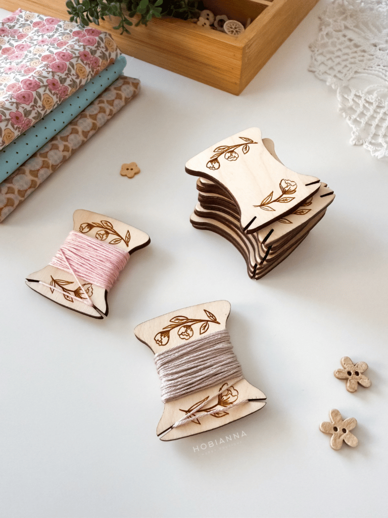 Hobianna Wooden Spool - Flower