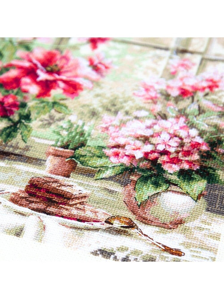 Magic Needle Pembe Sabah Kanaviçe Kiti - 70-34