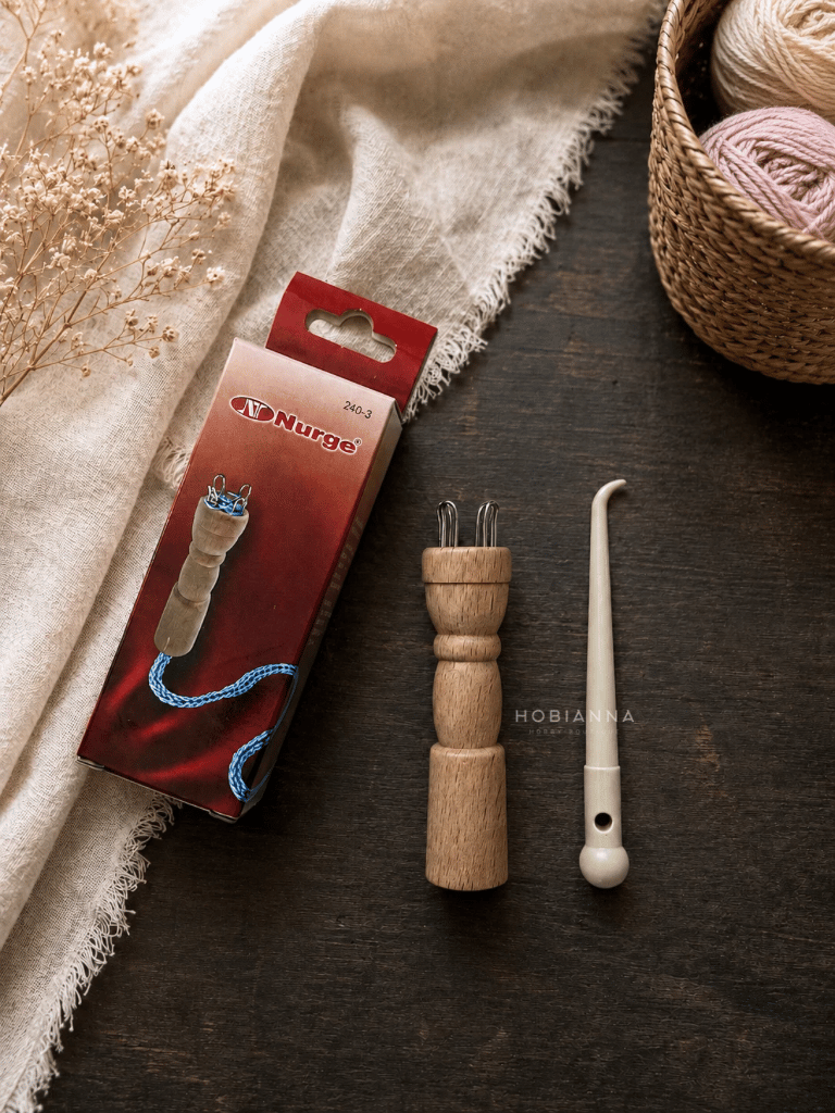 Nurge 4 Pin Knitting Spool
