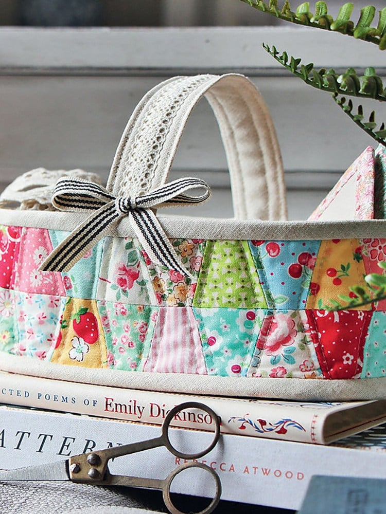 Rainy Day Sewing (İngilizce)