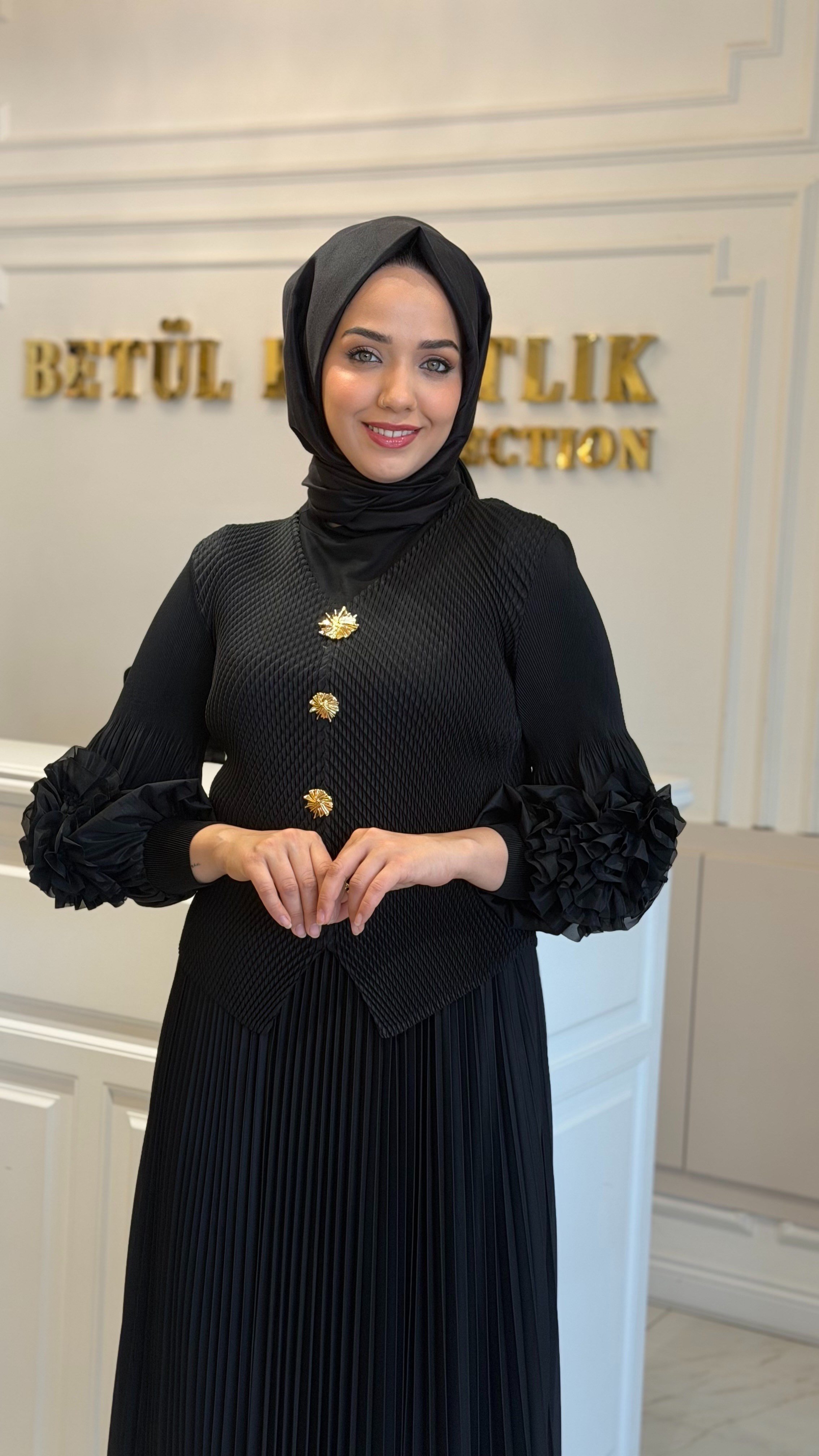 BTL Akordiyon Etekli Takım Siyah
