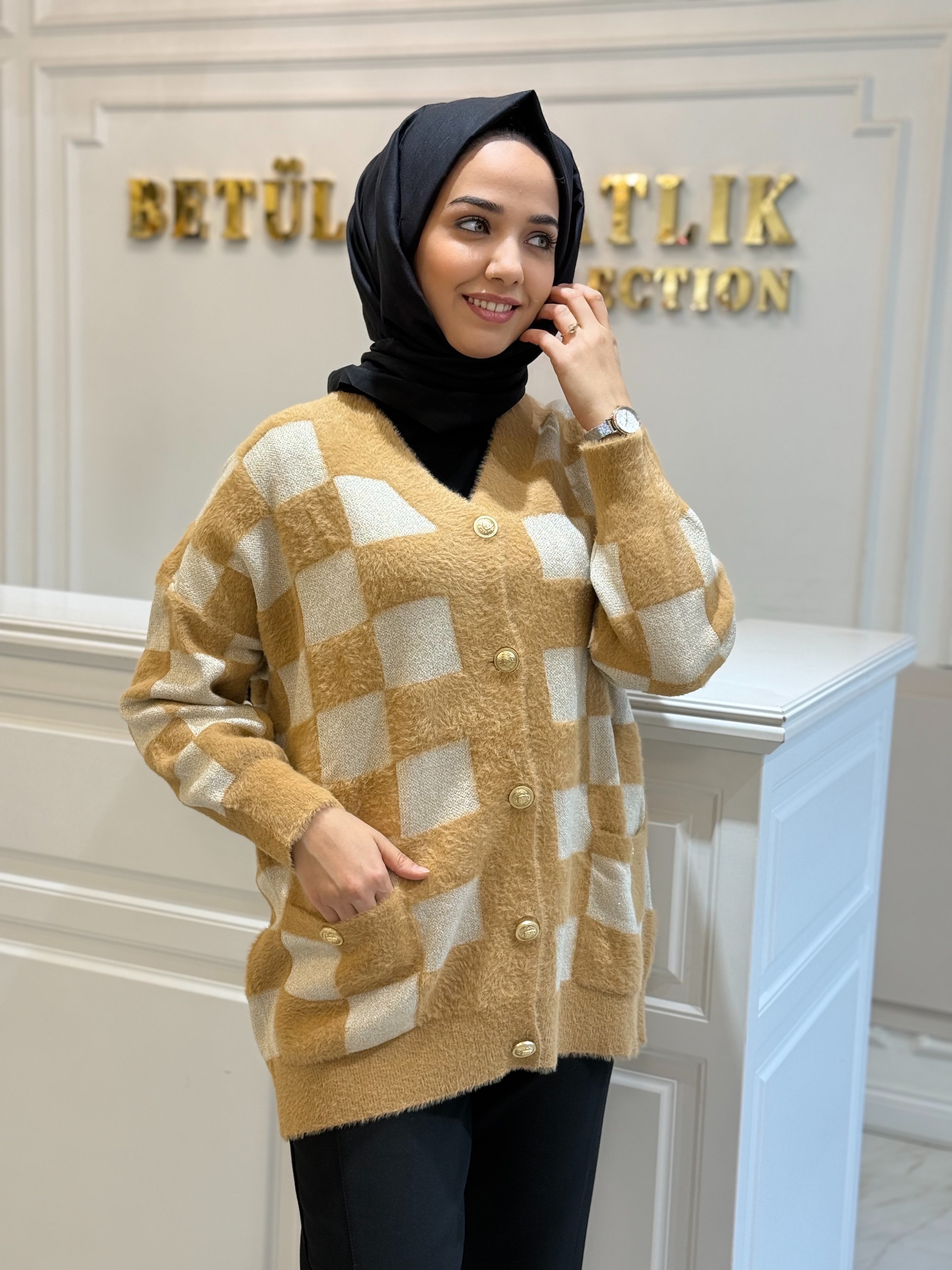 GHISA 3002 HIRKA CAMEL