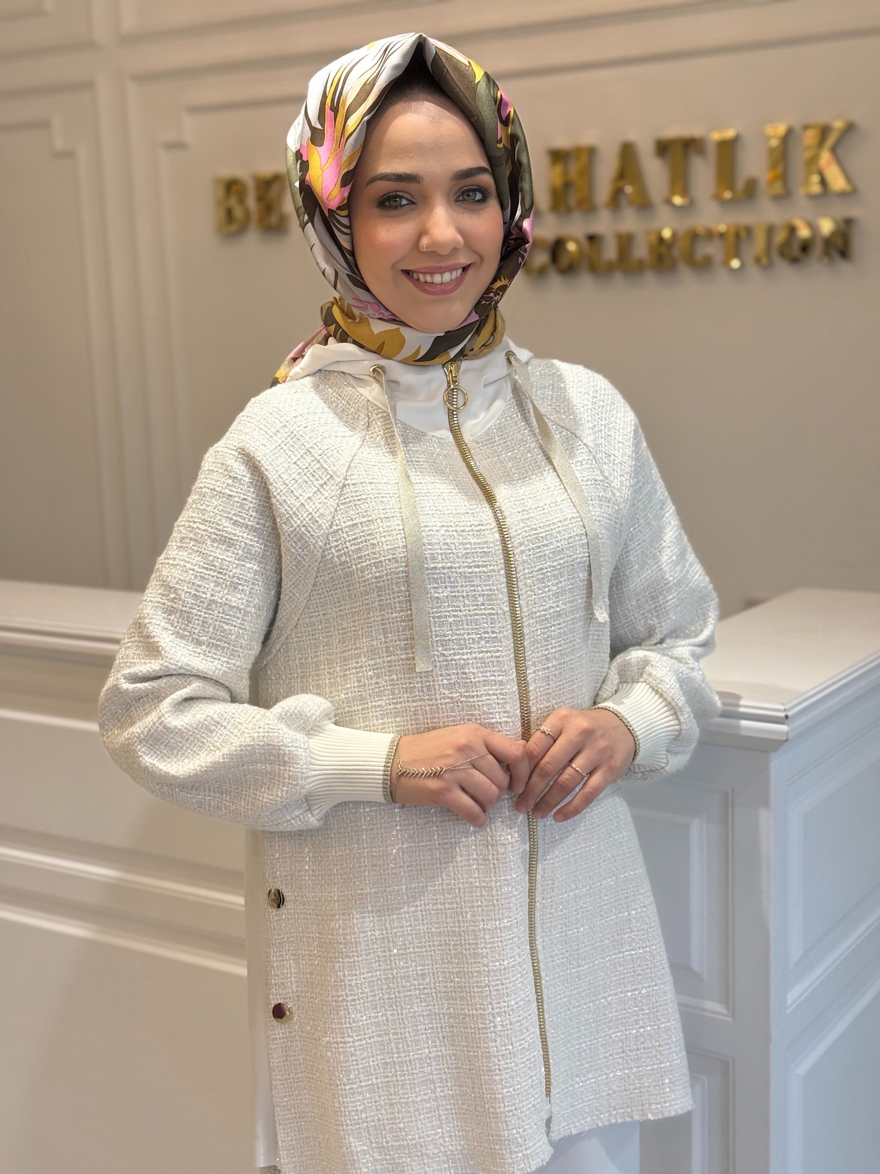 GHISA 3300 TAKIM EKRU