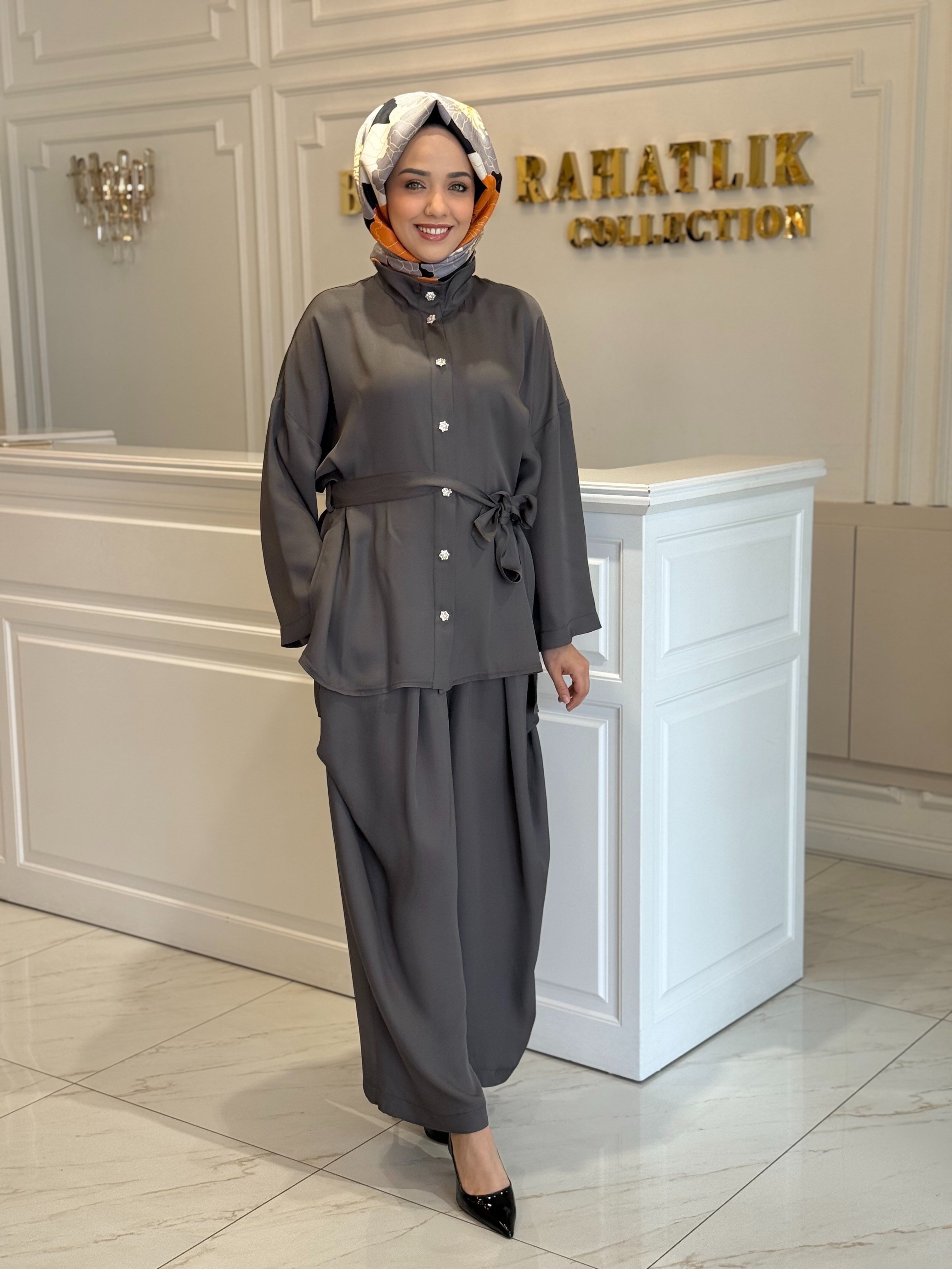 GHISA 9167 TAKIM ANTRASİT