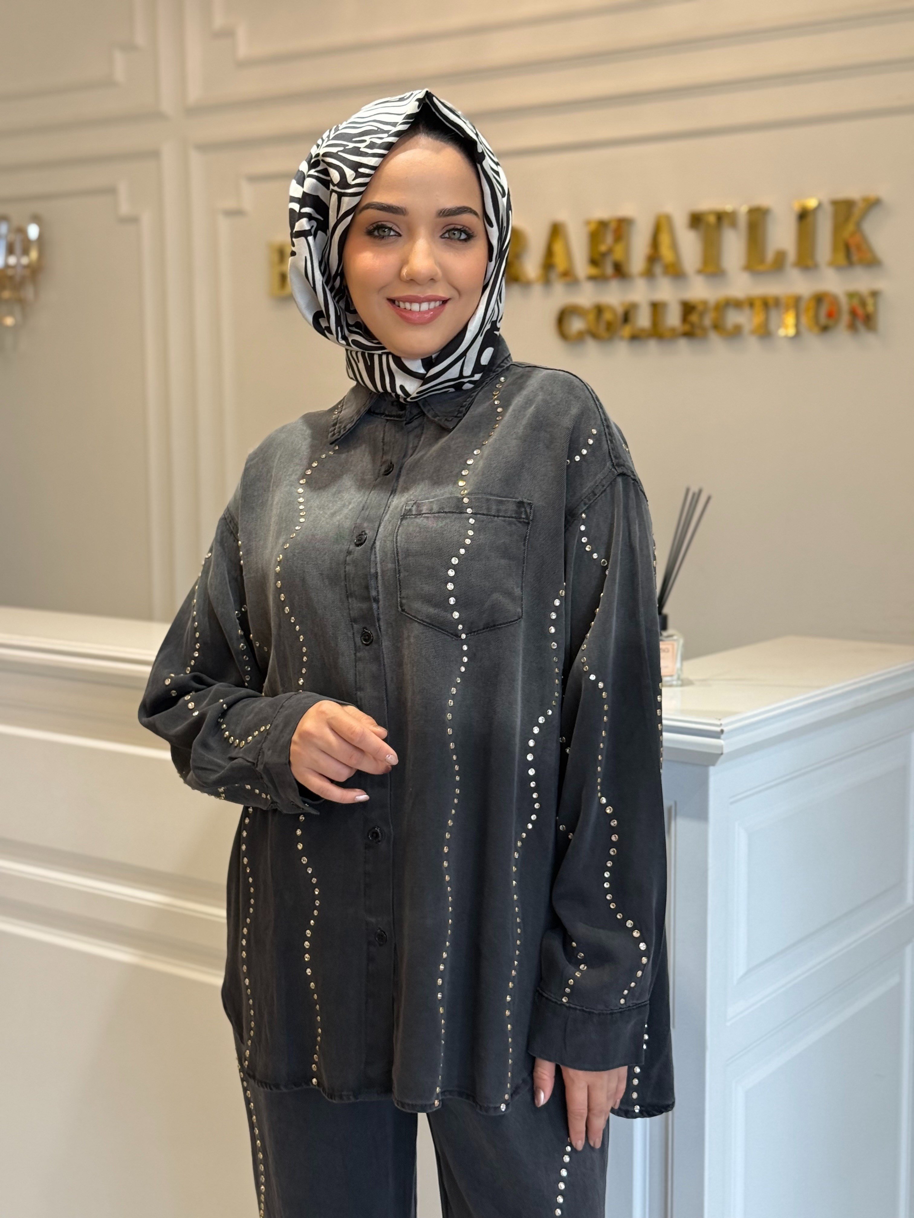 Ghısa Aynalı Taş İşlemeli Kot Takım Siyah