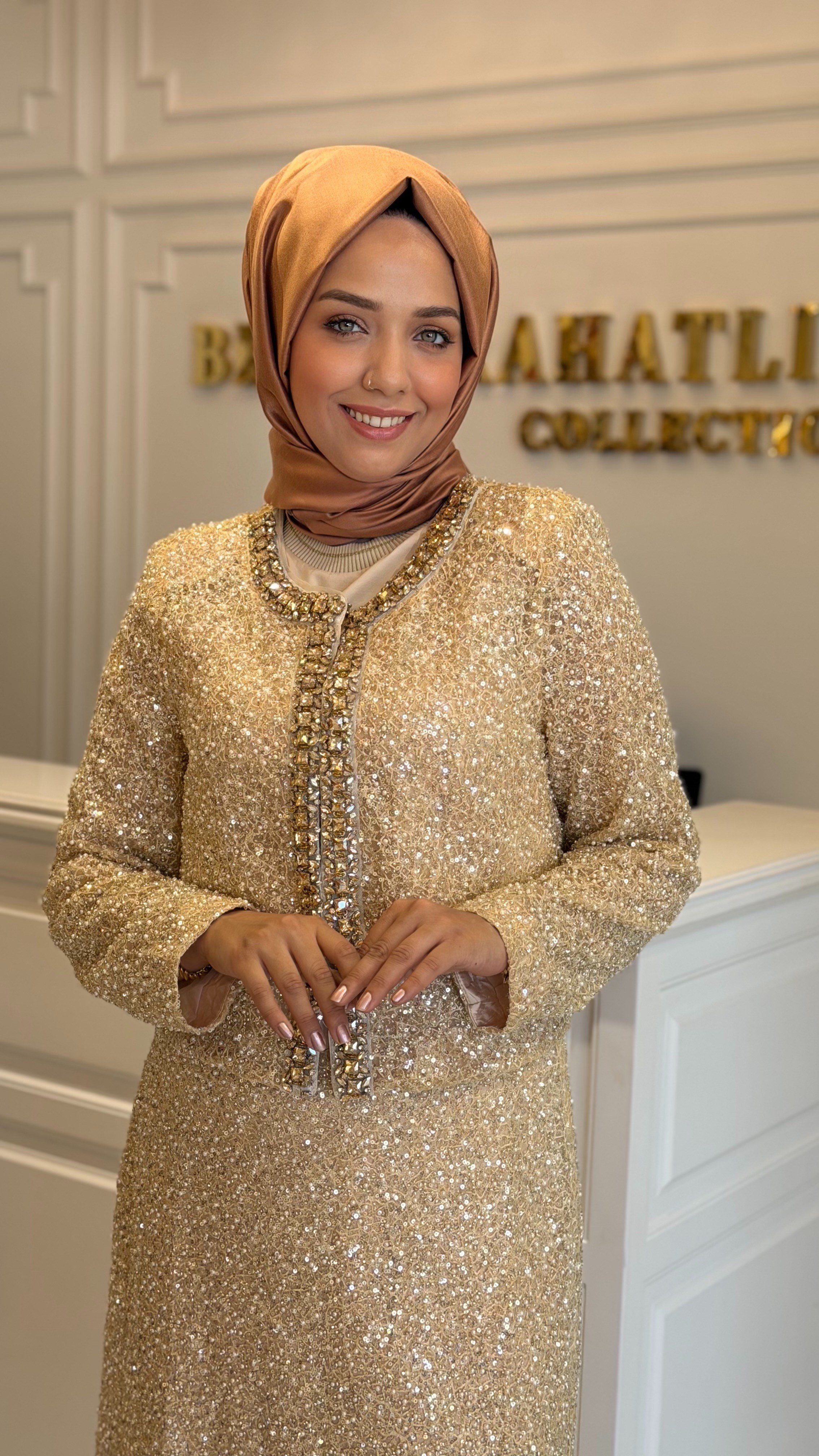 BTL İTHAL DUBAİ ETEKLİ TAKIM GOLD