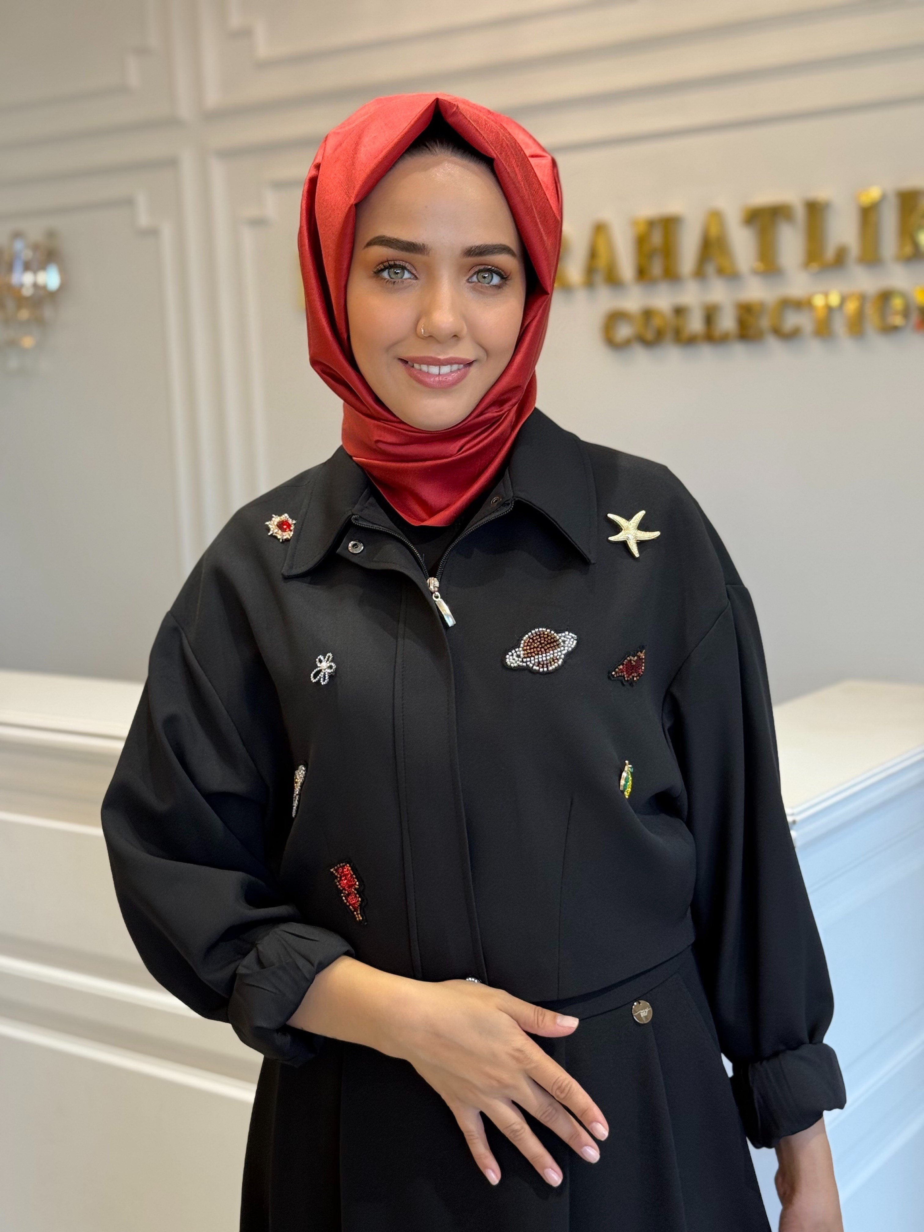 MY312 1781 ÖNÜ AKSESUARLI ETEKLİ TAKIM SİYAH