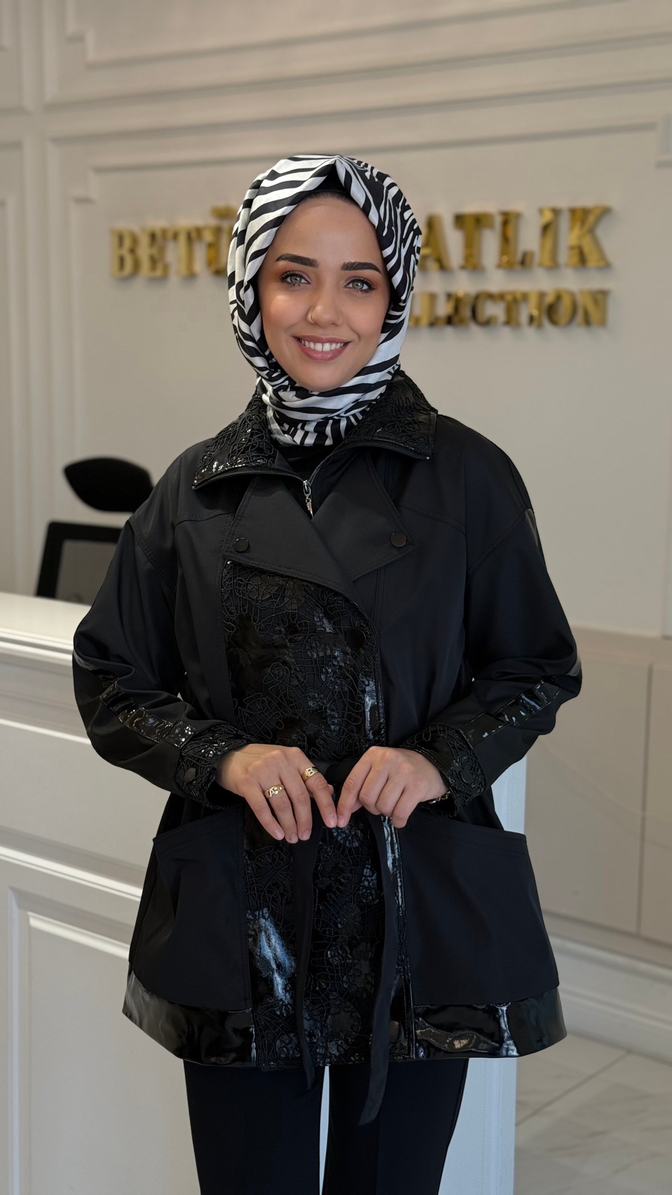 MY312 7638 DANTEL DETAYLI TRENC SİYAH