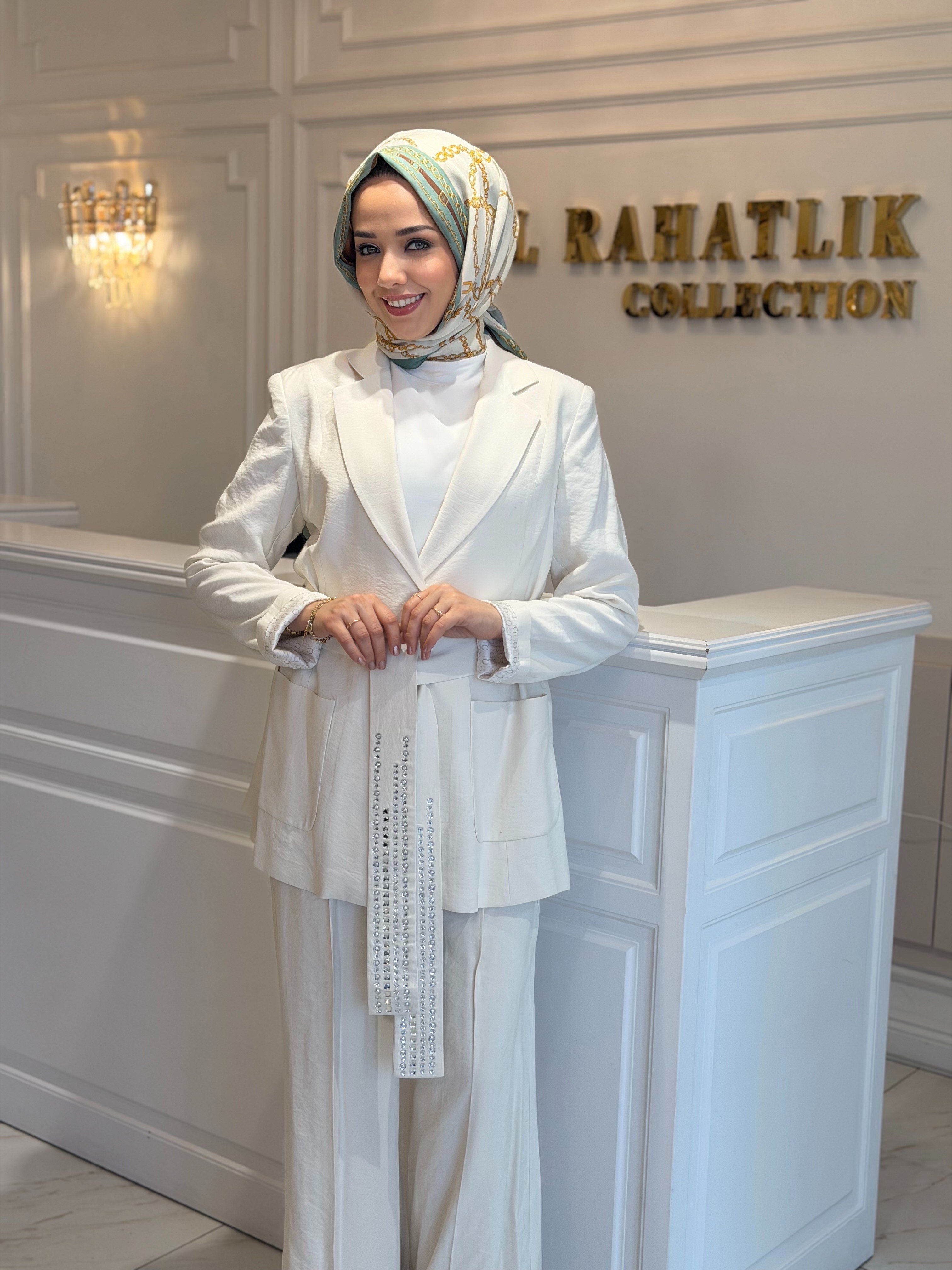 QUPRA 1214 TAKIM EKRU