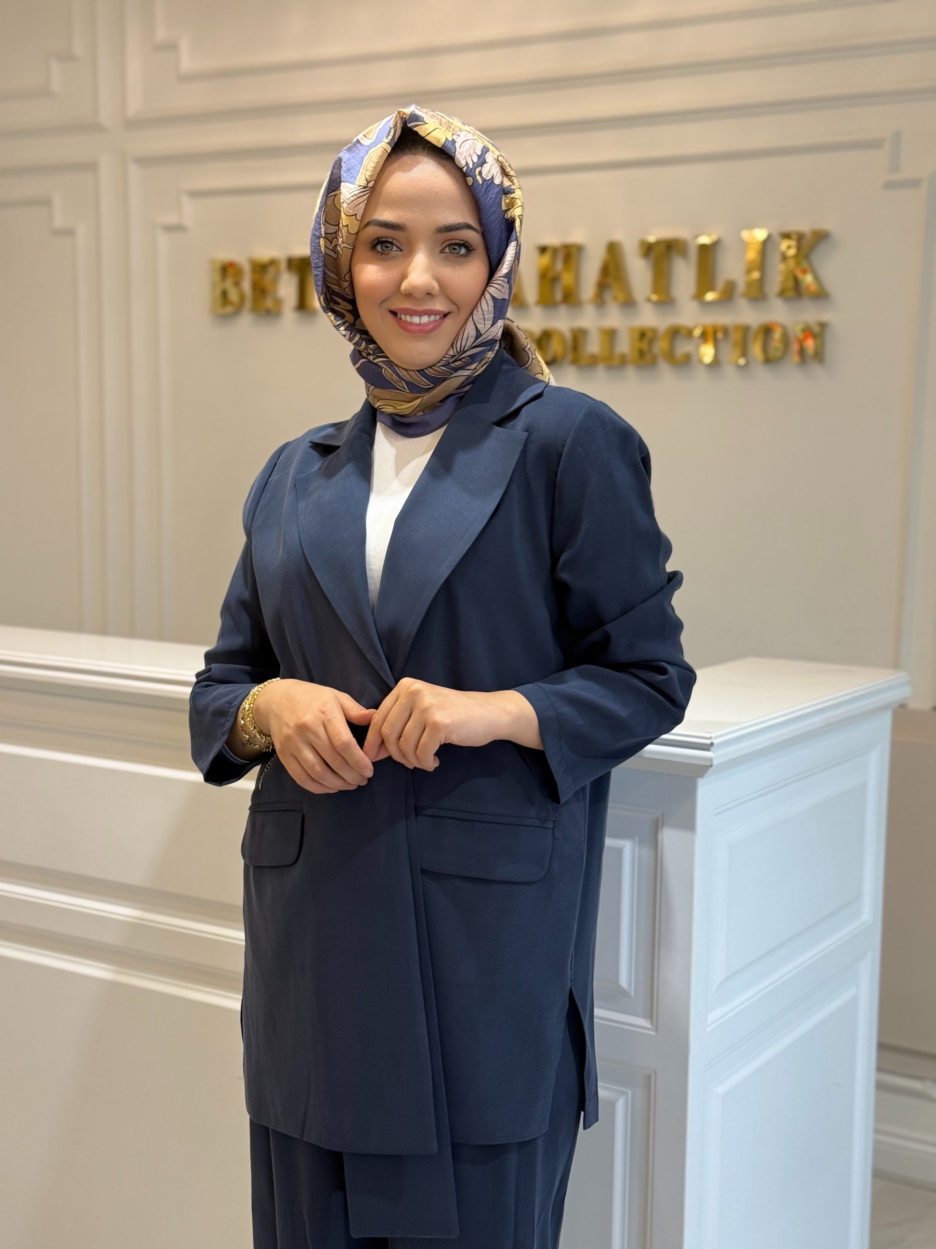 Tığ Triko Yaka Detaylı Blazer Ceket Takım Lacivert