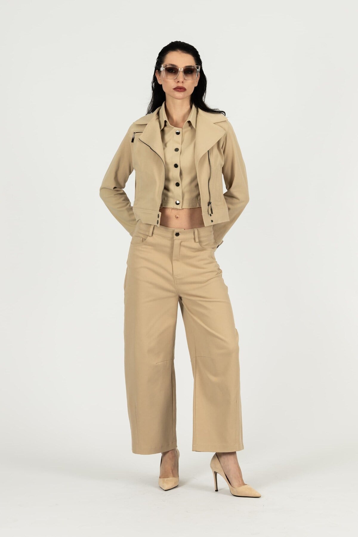 Fermuarlı Fit Kesim Çıtçıt Detaylı Crop Kadın Ceket