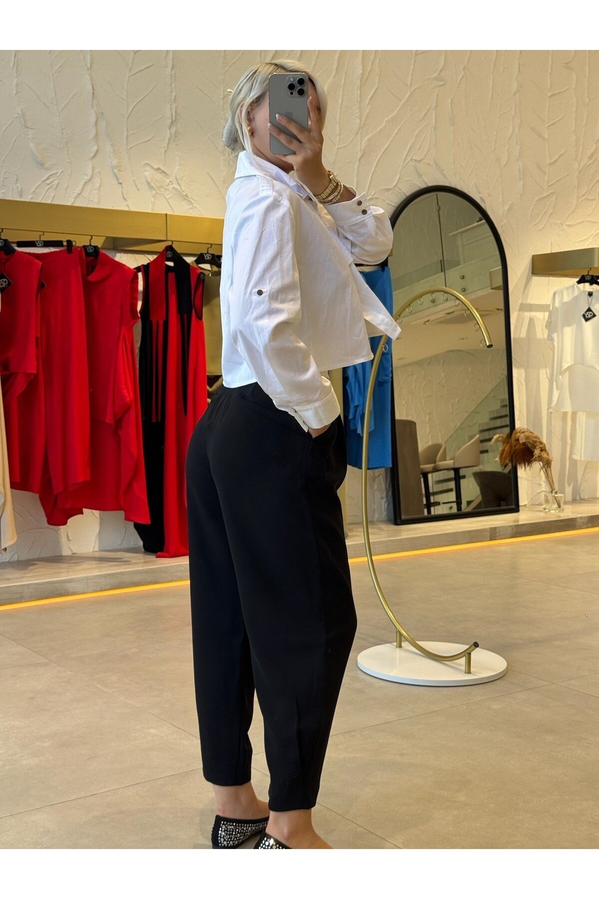 Piliseli Crop Gömlek Kemerli Pantolon Tasarım Kadın İkili Takım