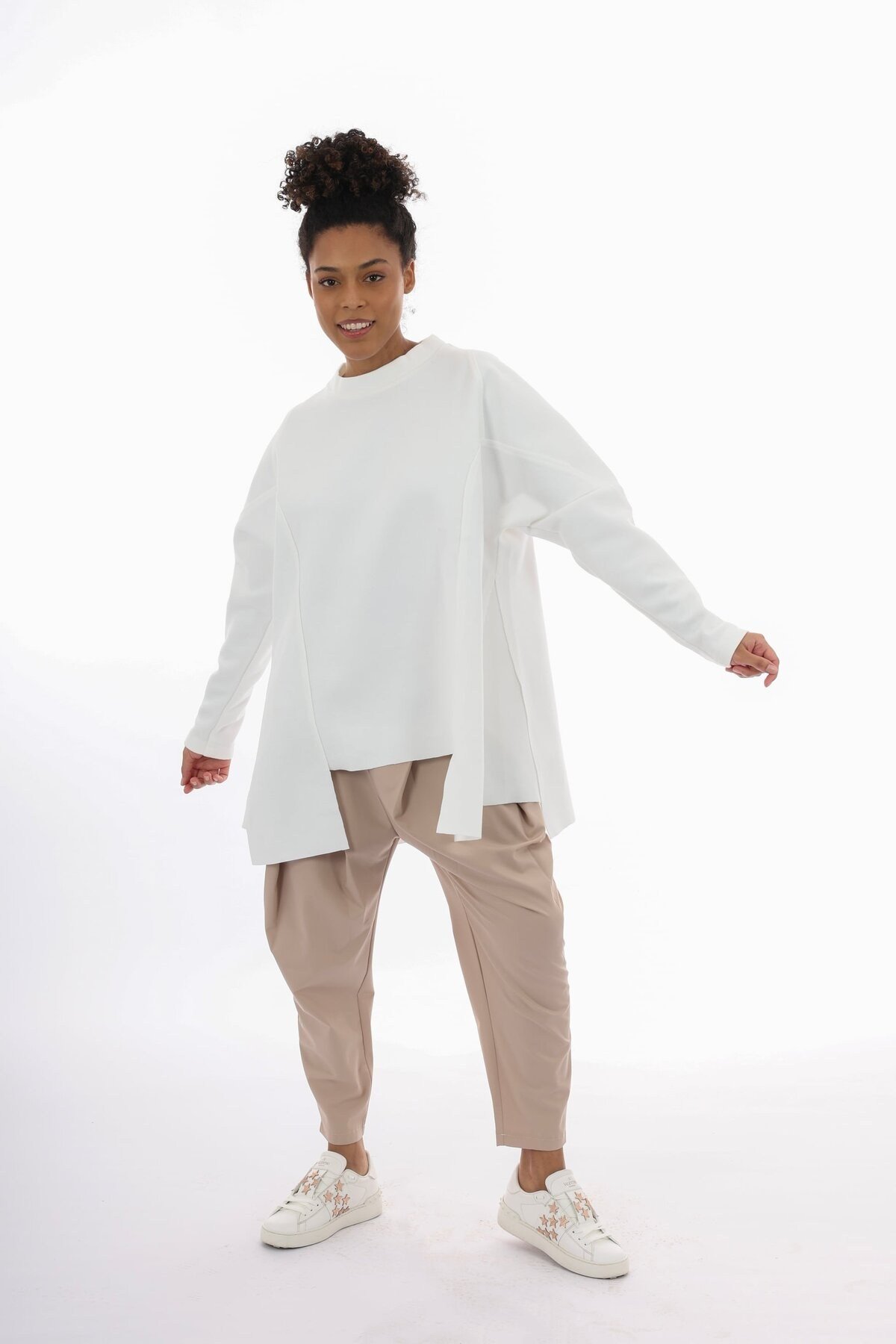 Pis Dikiş Detaylı Oversize Kesim Kadın Sweatshirt