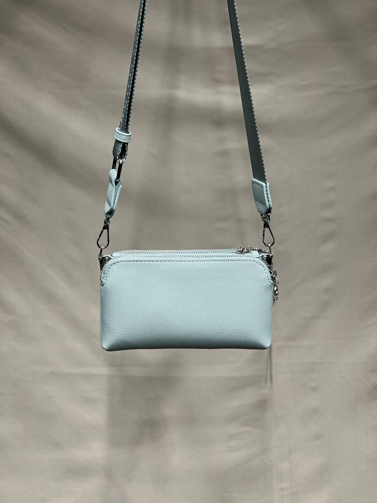 United Colors of Benetton Bnt 1806 Kadın El Çantası 