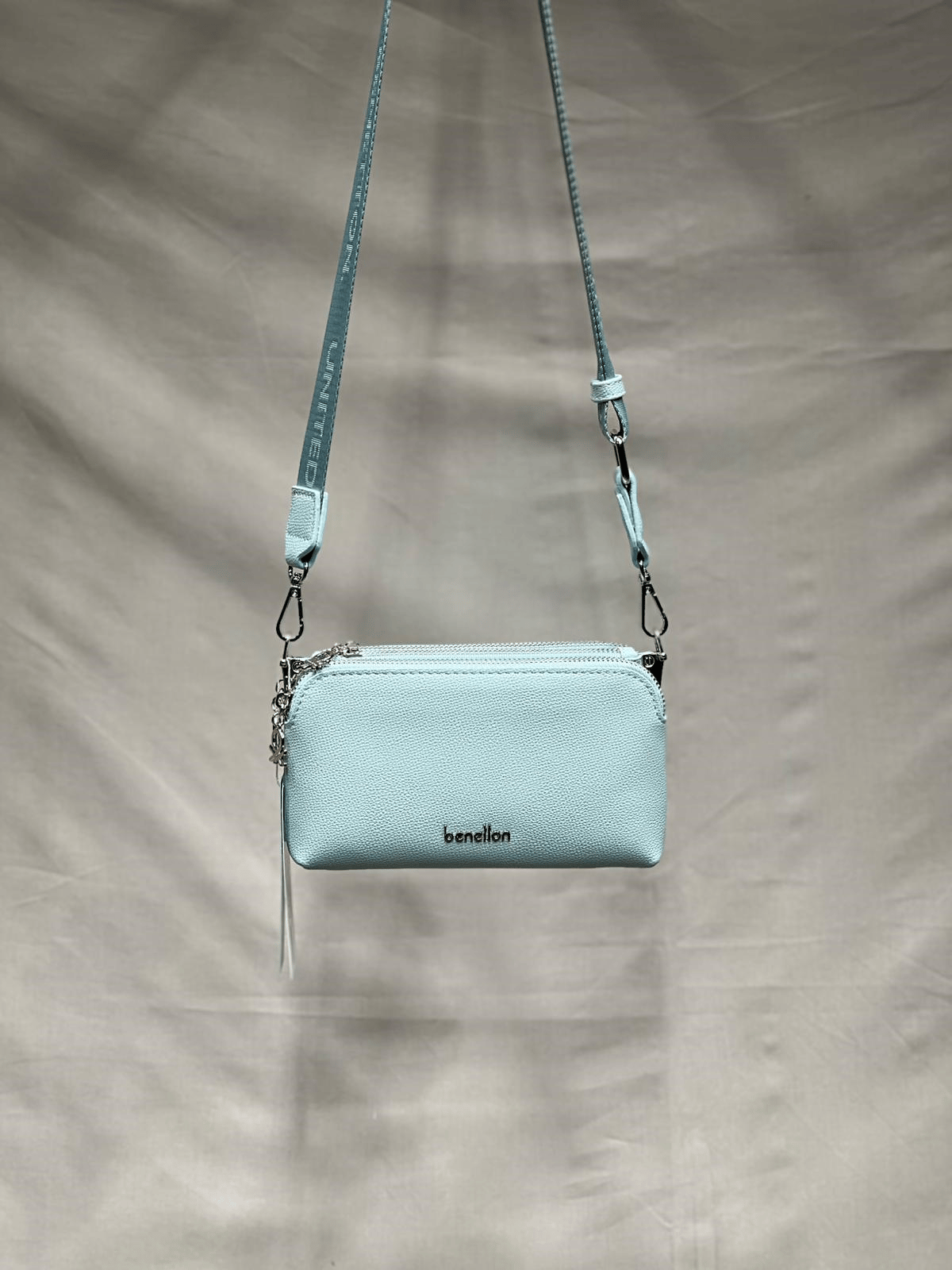 United Colors of Benetton Bnt 1806 Kadın El Çantası 