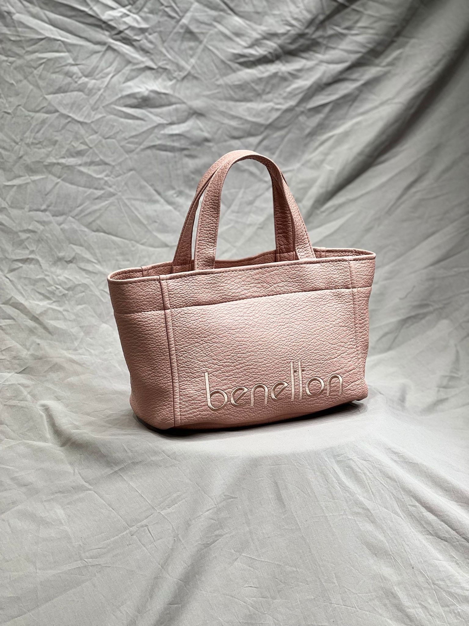 United Colors of Benetton Bnt 1844 Kadın El Çantası 