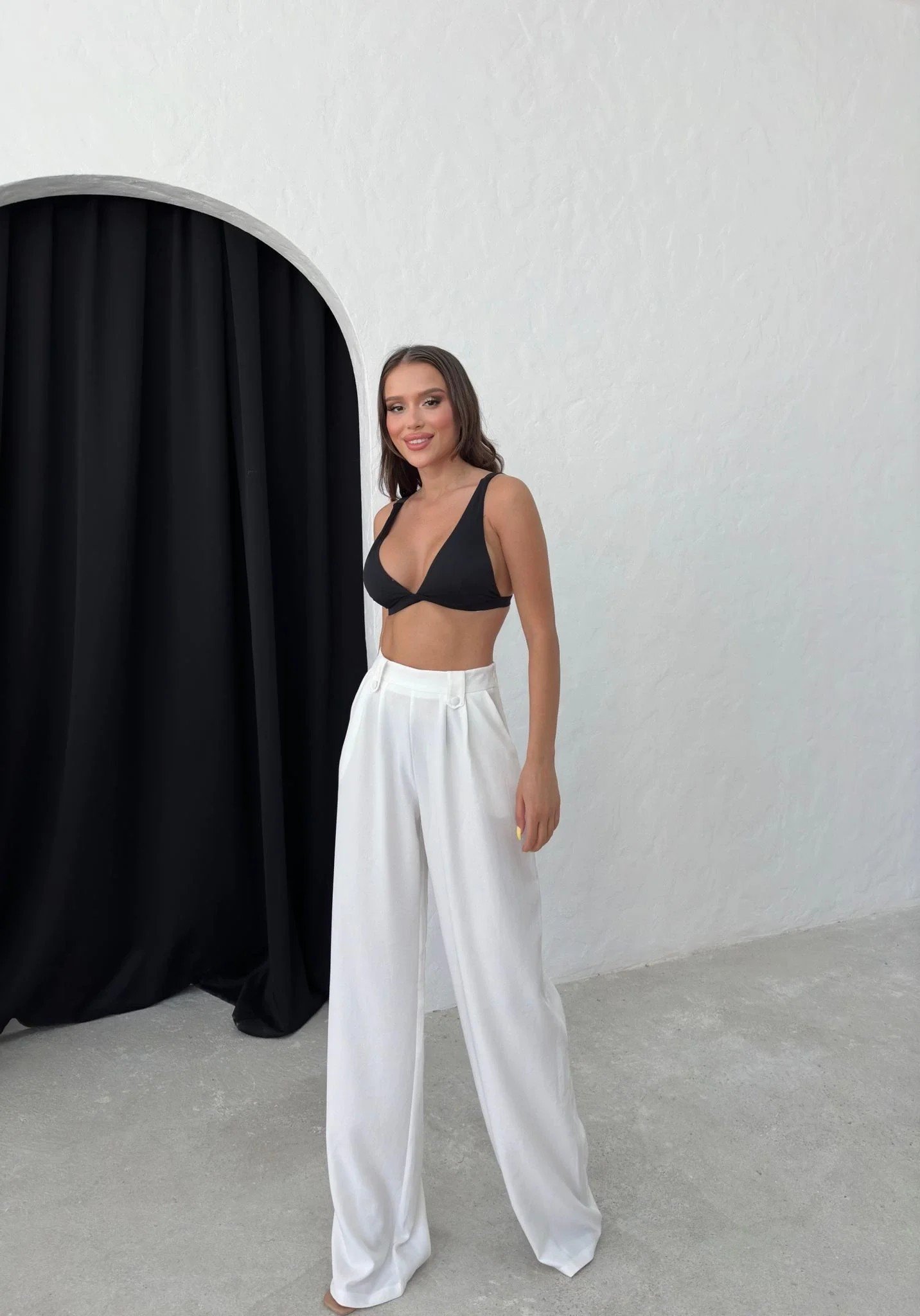 APOLET KEMER DETAY PİLELİ PALAZZO KETEN PANTOLON BEYAZ