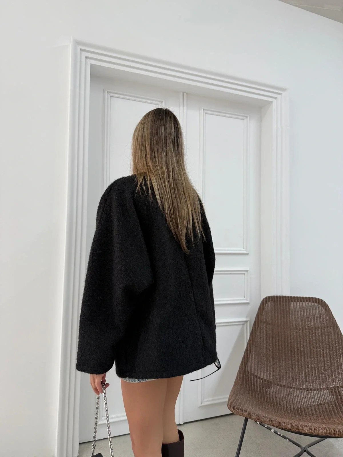 BAĞLAMA DETAY İÇ ASTARLI KAŞE MONT SİYAH