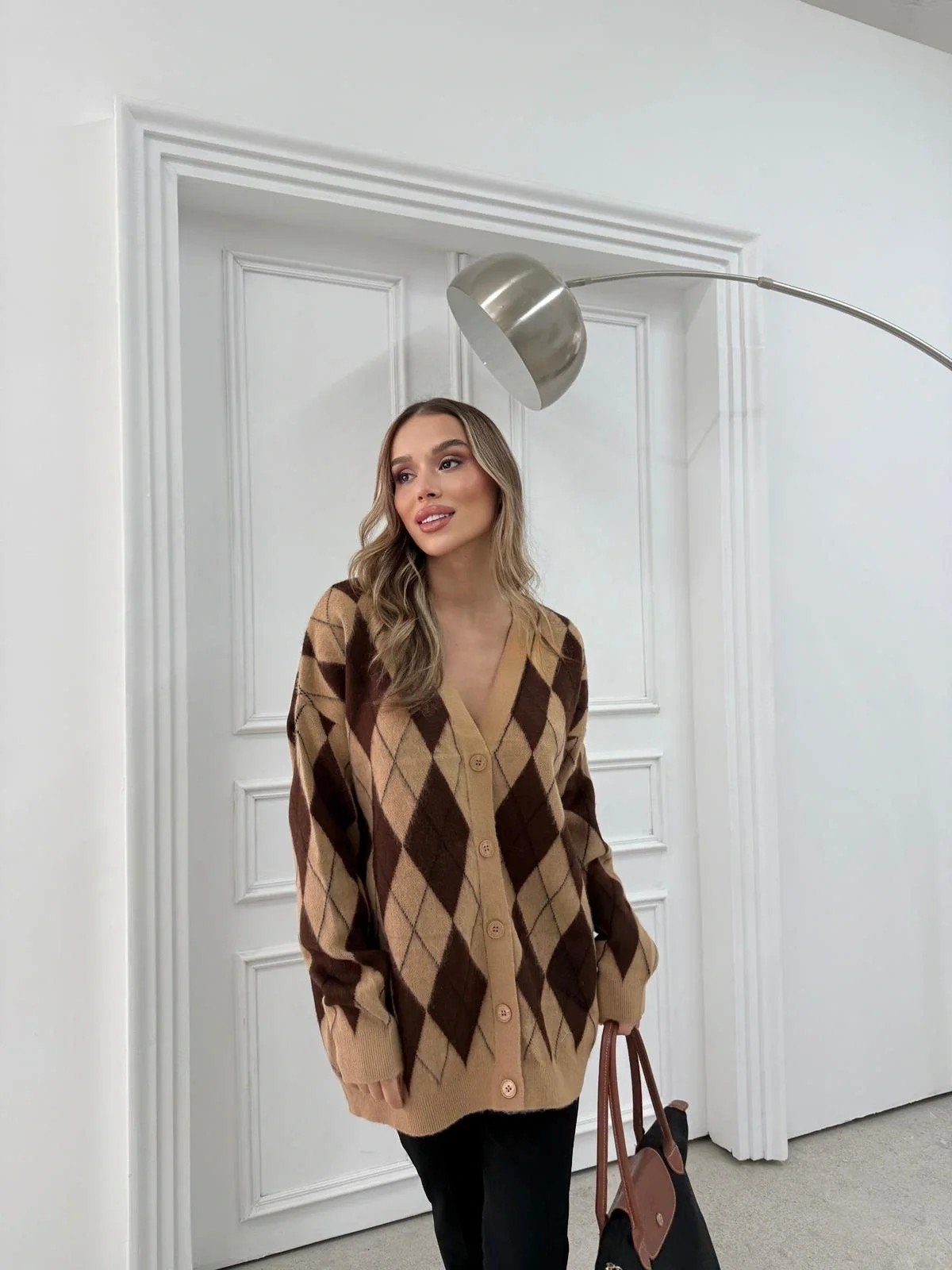 BAKLAVA DESEN OVERSİZE TRİKO HIRKA KAHVE