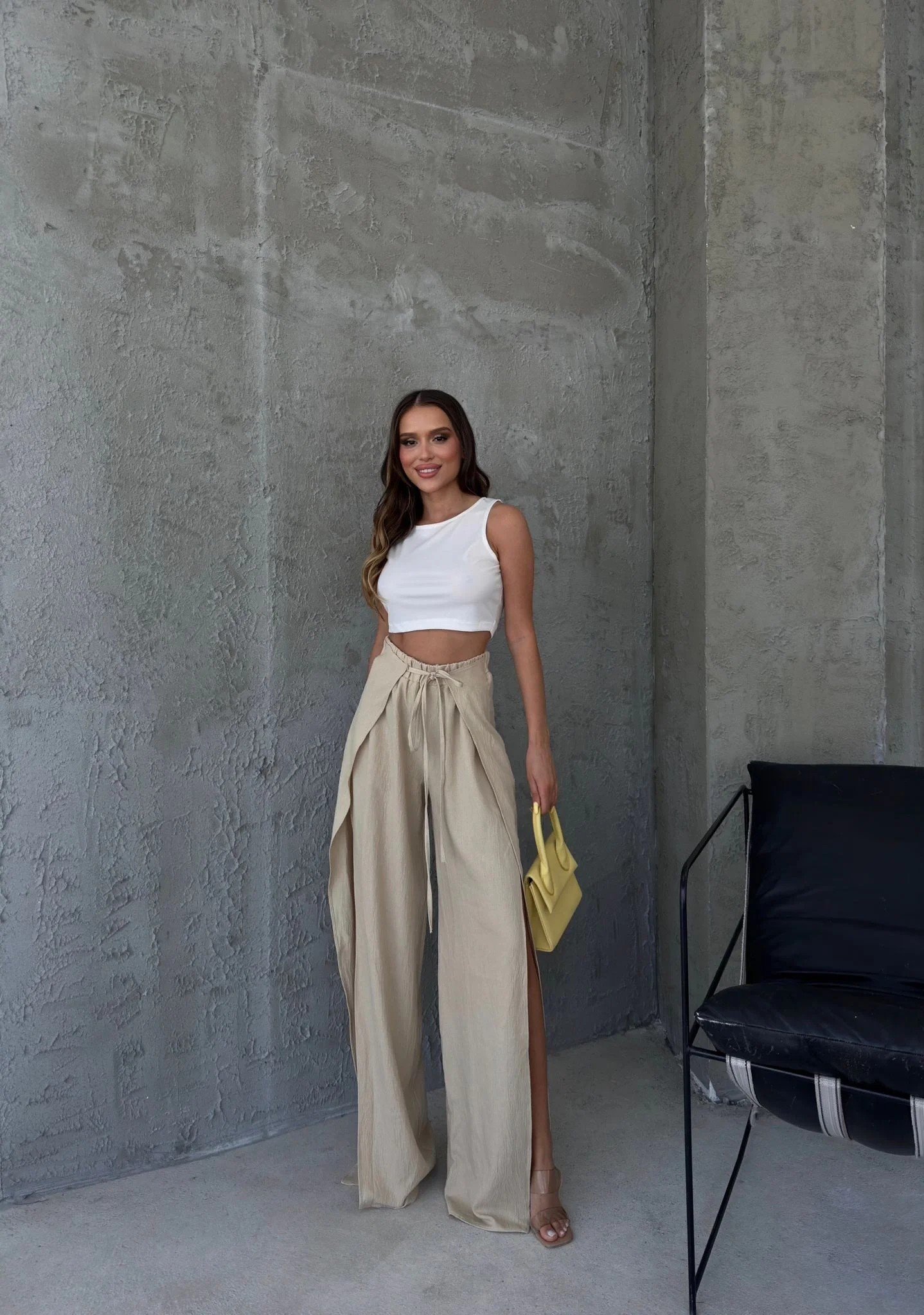 BEL BAĞLAMALI YIRTMAÇLI KETEN PANTOLON KREM