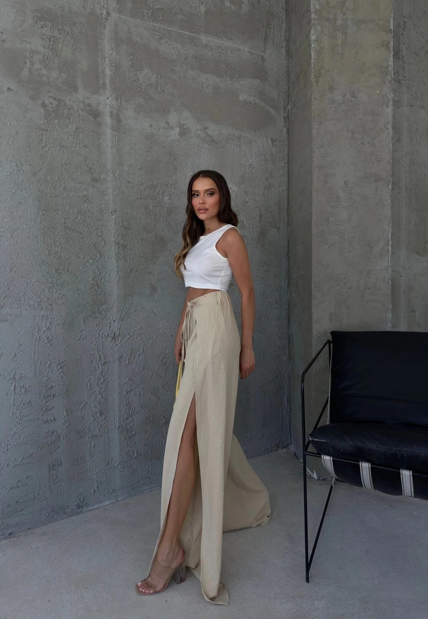 BEL BAĞLAMALI YIRTMAÇLI KETEN PANTOLON KREM