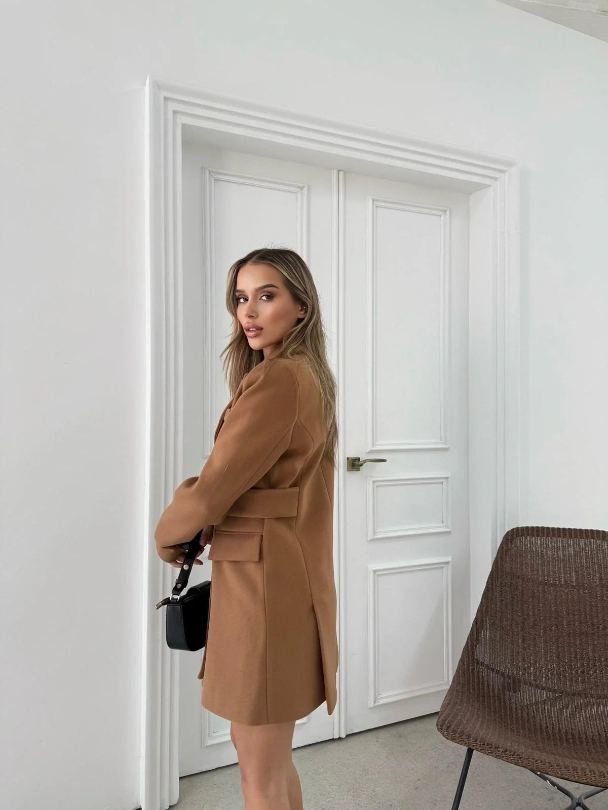 BEL KEMER DETAY İÇ ASTARLI KAŞE KABAN KAHVE