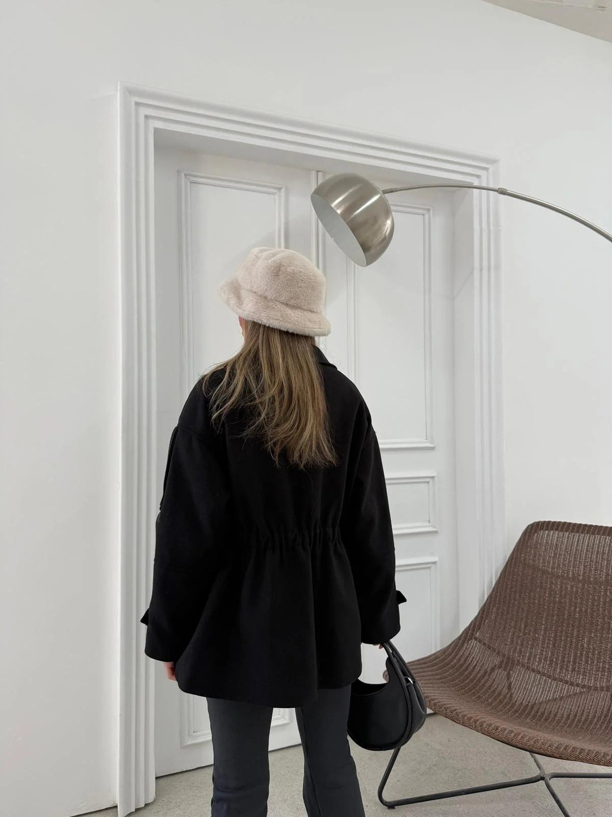 CEPLİ OMUZ APOLET DETAY İÇ ASTARLI KAŞE KABAN SİYAH