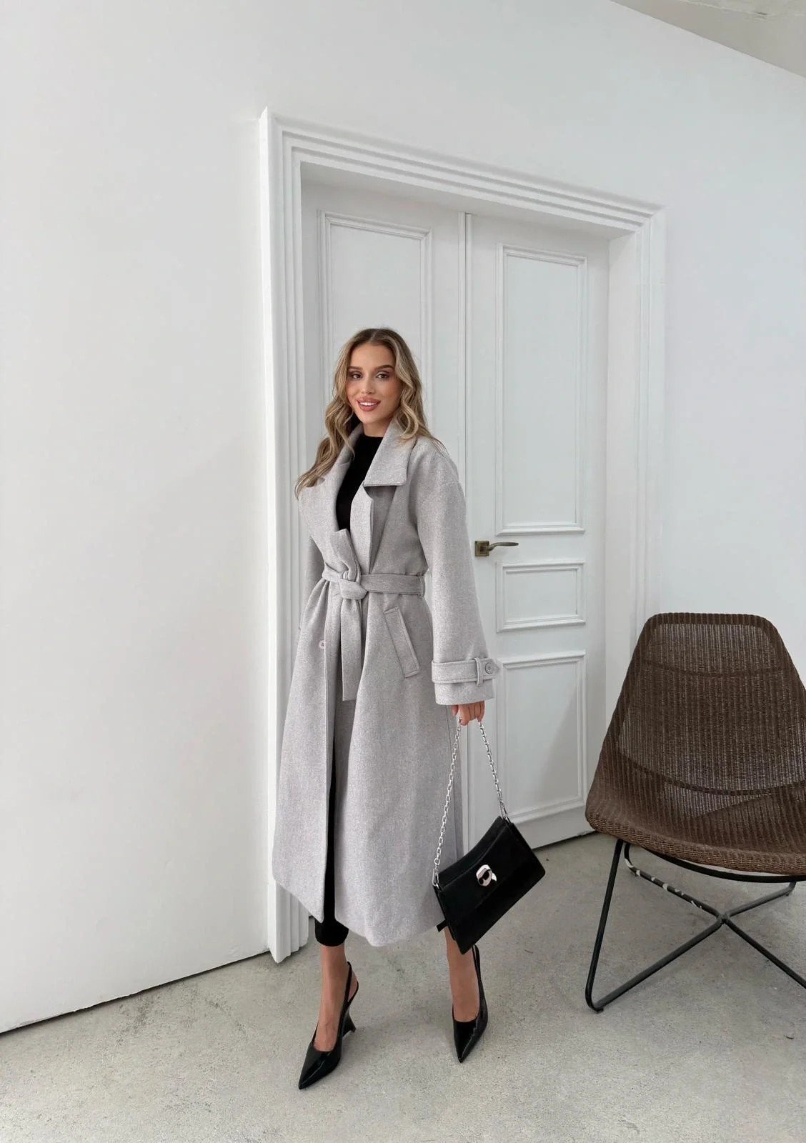 DÜĞME DETAY BEL KUŞAKLI İÇ ASTARLI UZUN KAŞE KABAN GRİ DRL