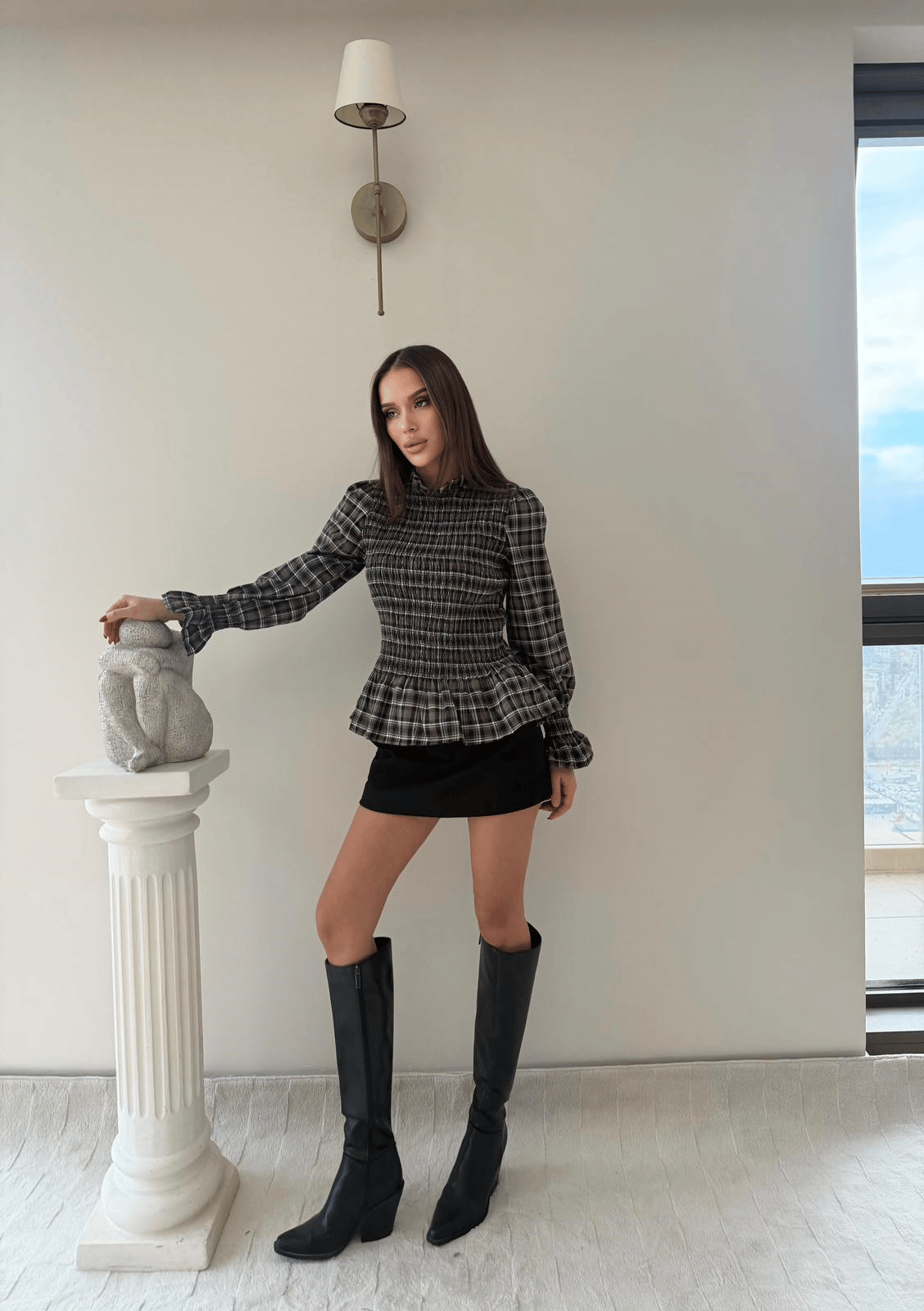 Ekose Desen Büzgülü Etek Volanlı Bluz Kahve