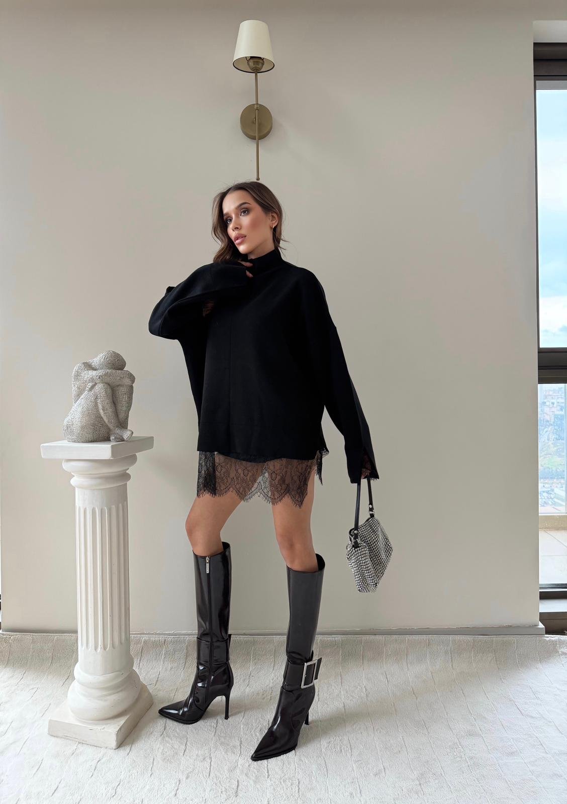 ETEK DANTEL DETAY OVERSİZE TRİKO SİYAH