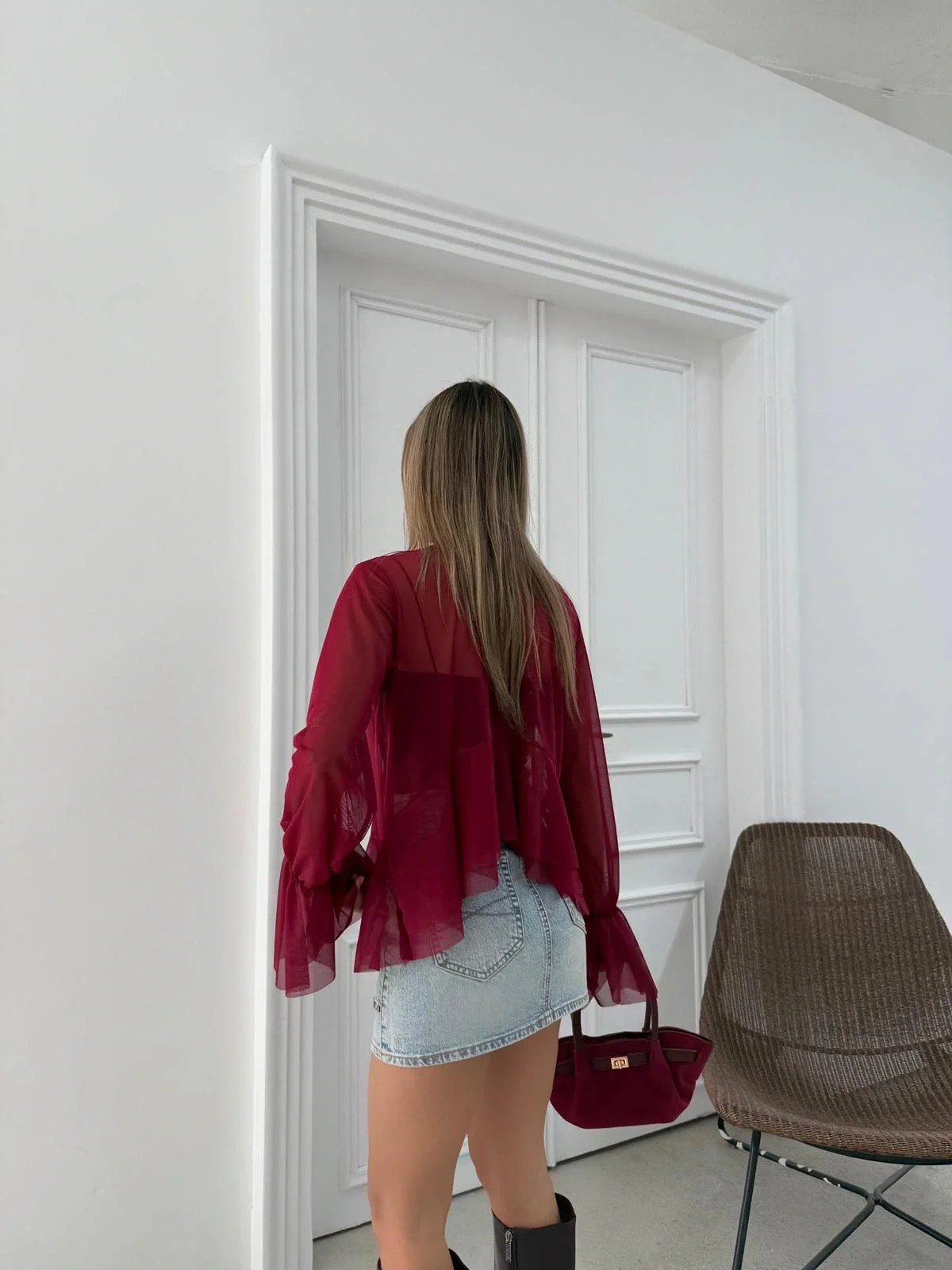 İSPANYOL KOL BAĞLAMA DETAY TÜL ATLETLİ BLUZ BORDO