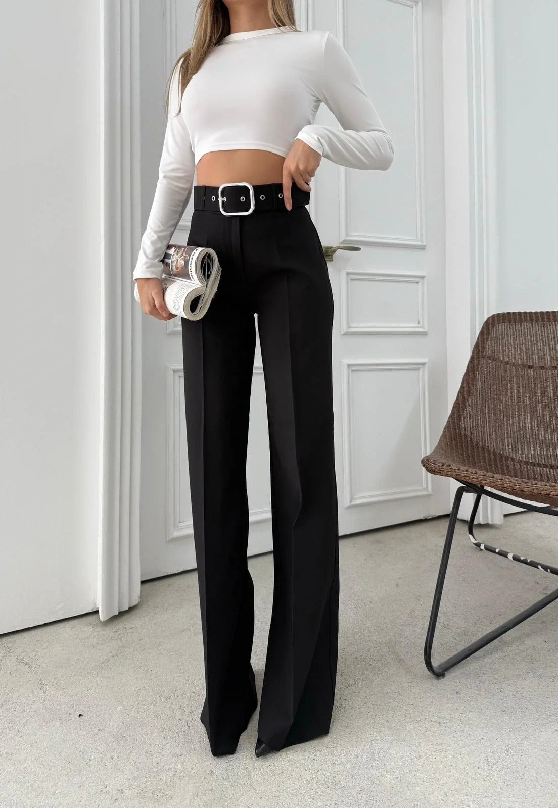 KEMERLİ YÜKSEK BEL İSPANYOL PAÇA DOUBLE KUMAŞ PANTOLON SİYAH