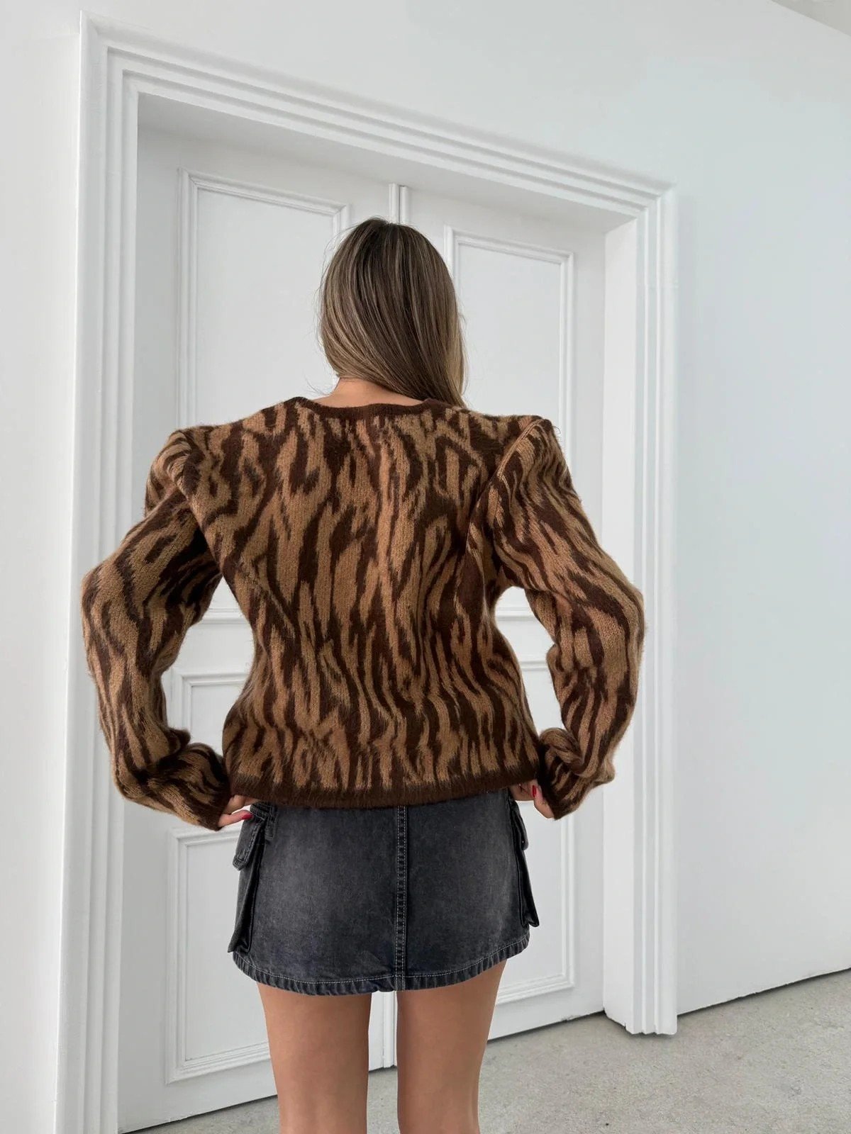 LEOPAR DESEN TRİKO HIRKA