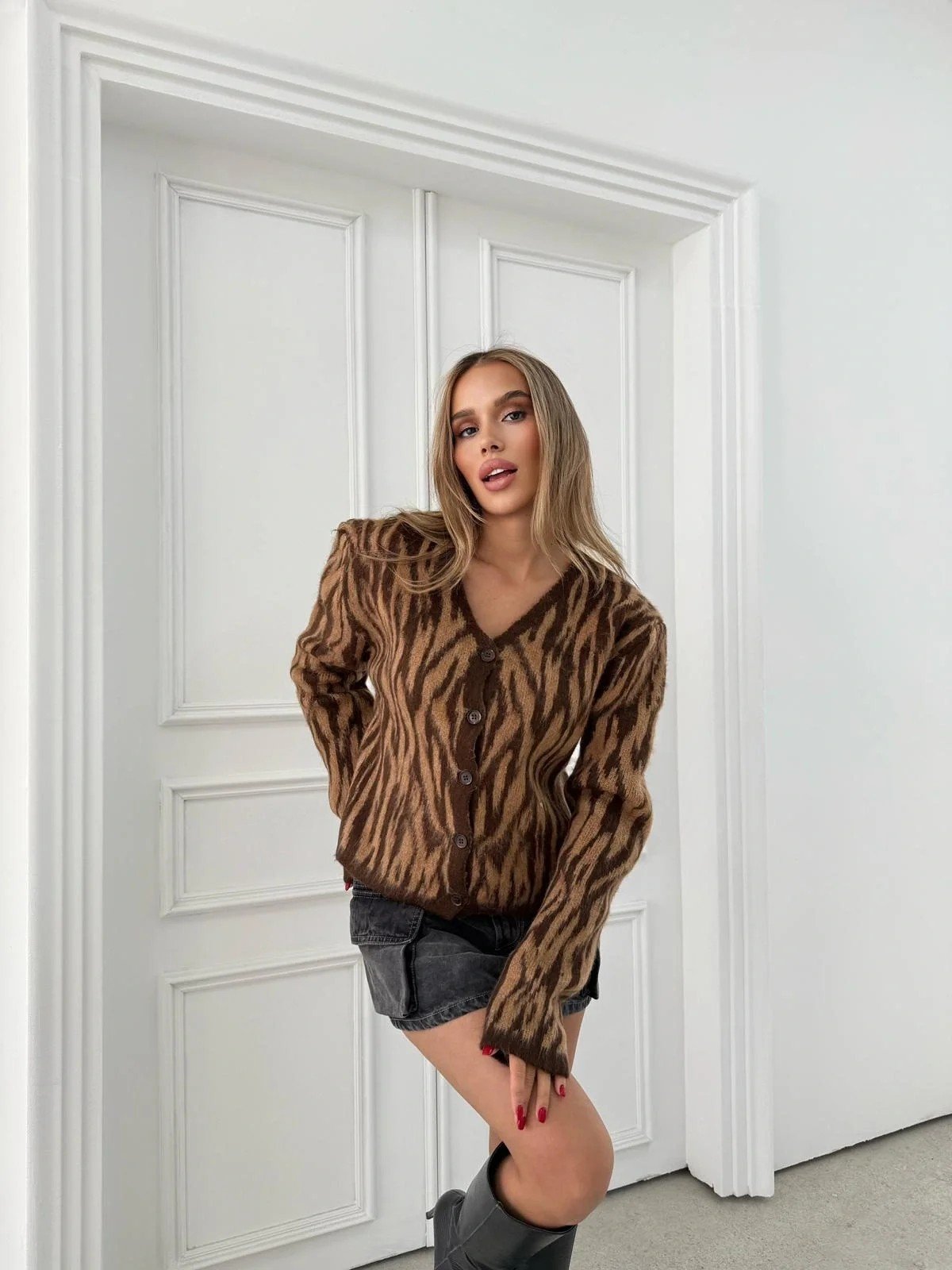 LEOPAR DESEN TRİKO HIRKA