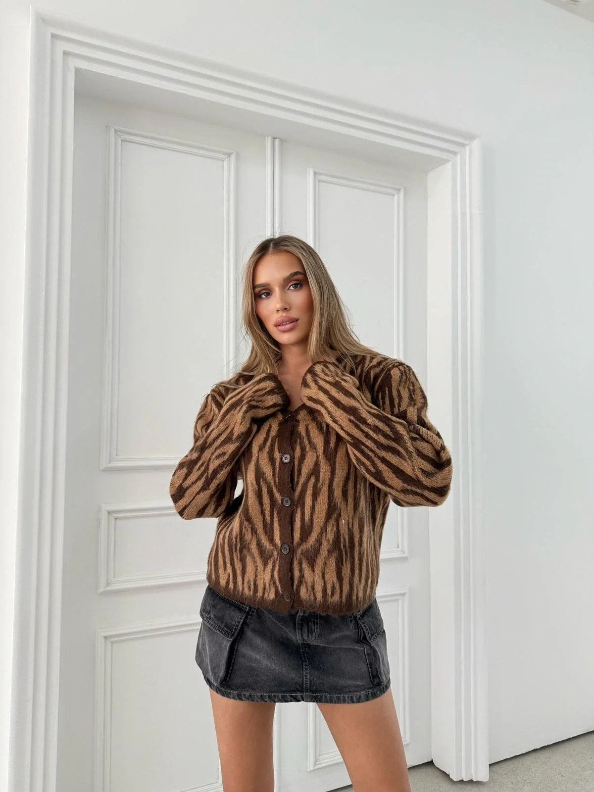 LEOPAR DESEN TRİKO HIRKA