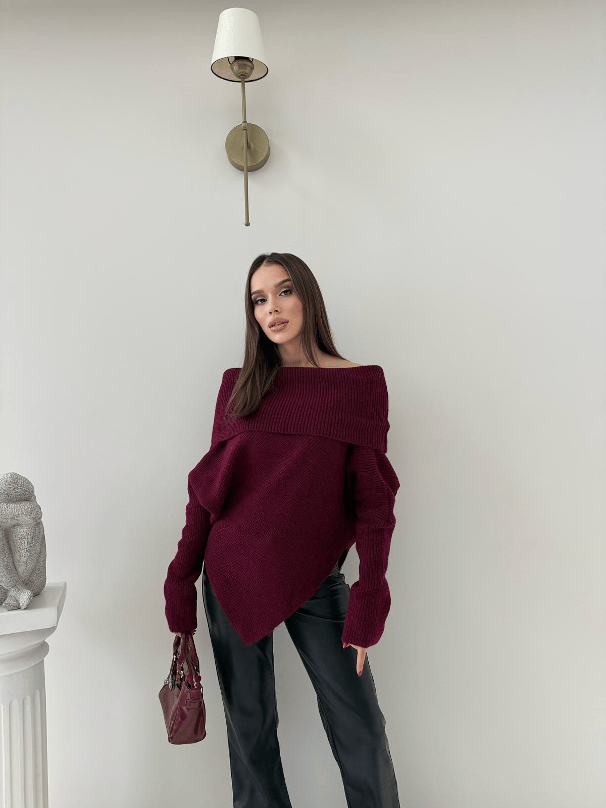 MADONNA YAKA ASİMETRİK DETAY KAZAK BORDO