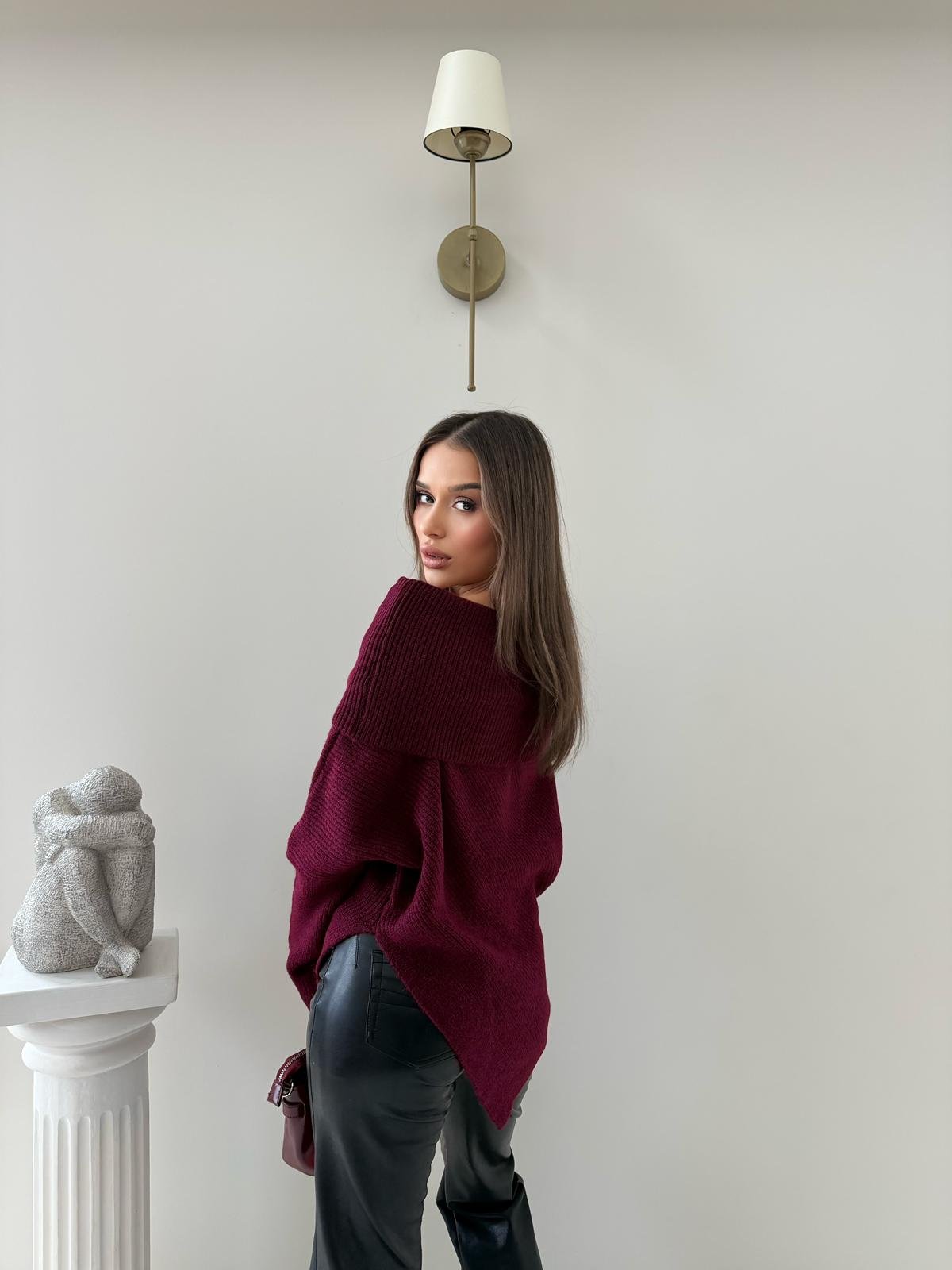 MADONNA YAKA ASİMETRİK DETAY KAZAK BORDO