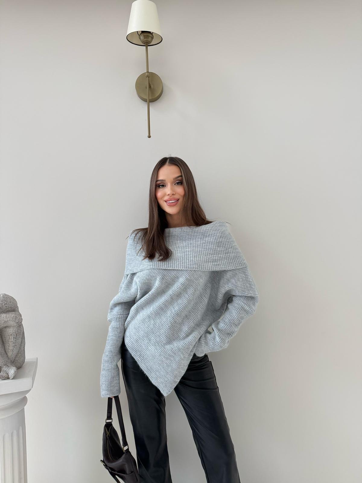 MADONNA YAKA ASİMETRİK DETAY KAZAK GRİ