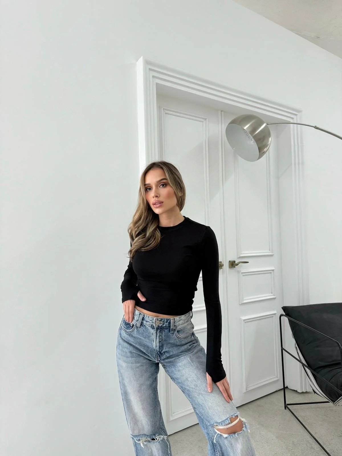 MODAL KUMAŞ PARMAK GEÇMELİ BASİC BLUZ SİYAH