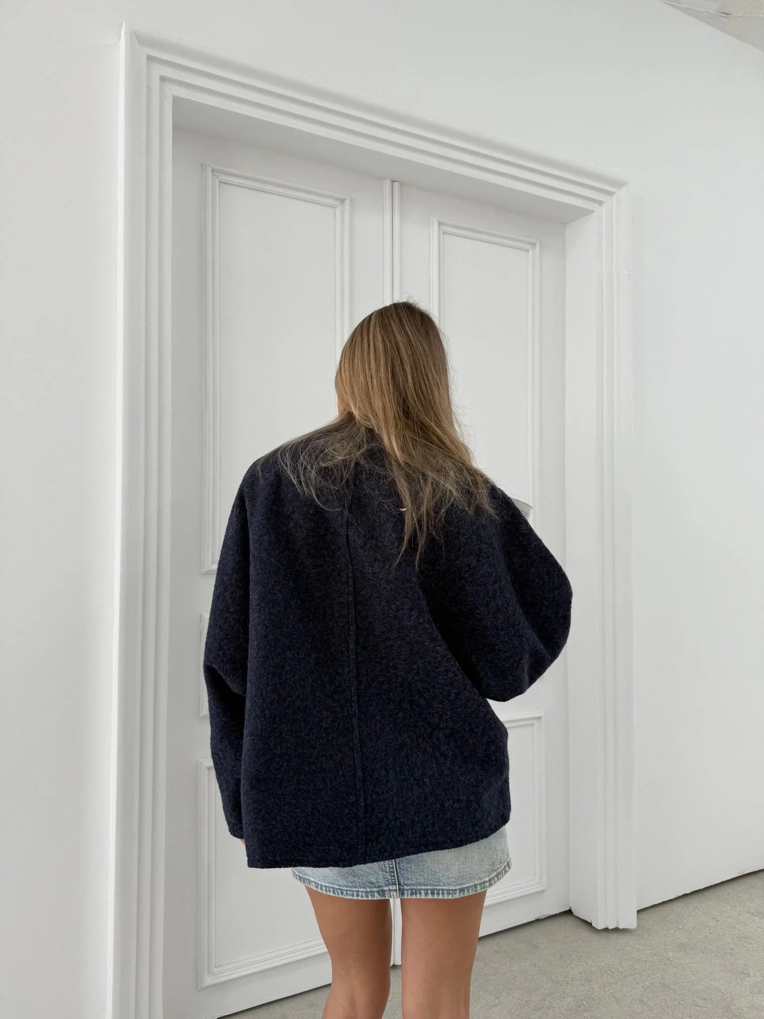 ÖN BAĞLAMA DETAY KAŞE İÇ ASTARLI MONT LACİVERT