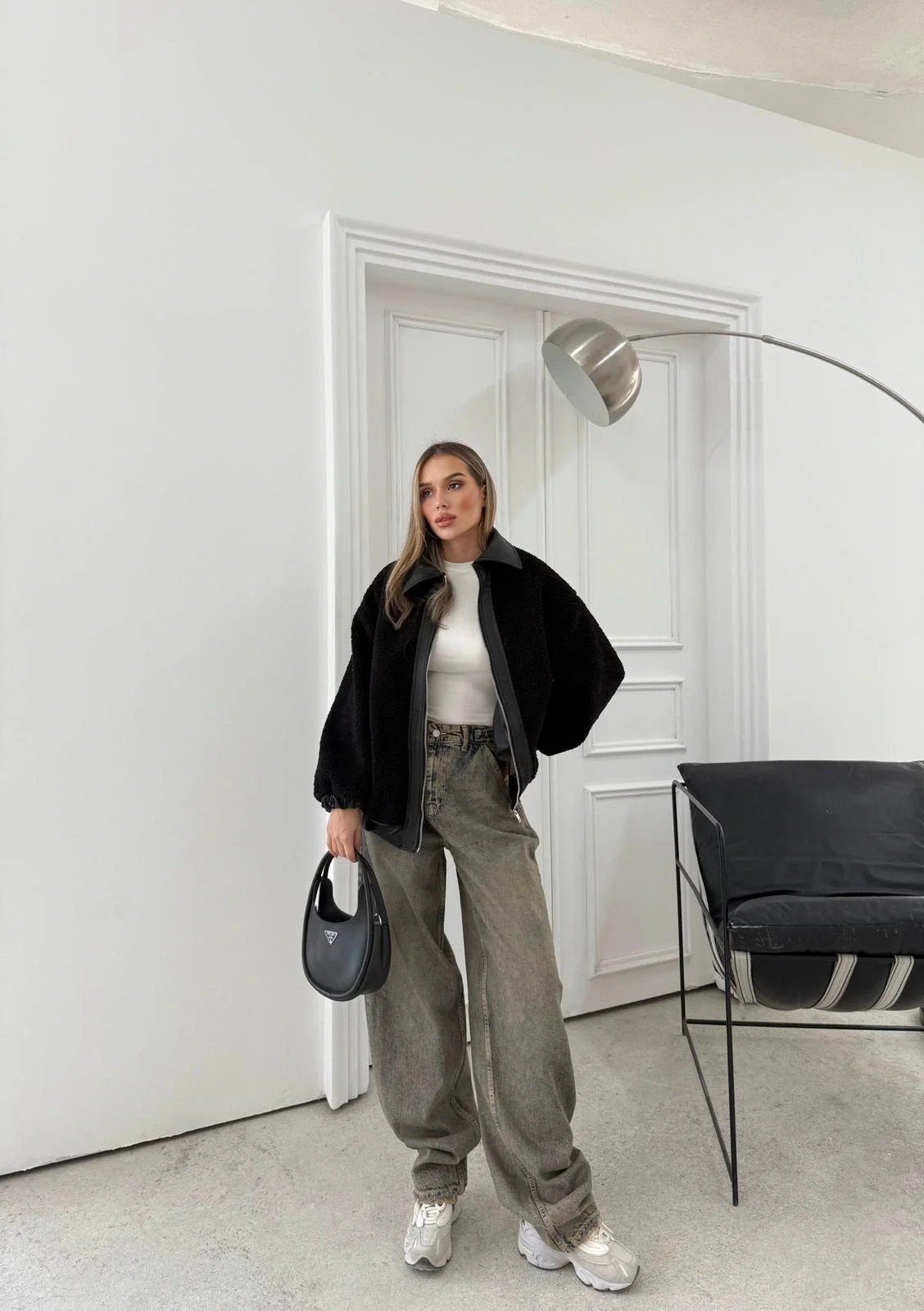 TEDDY KUMAŞ DERİ DETAY İÇ ASTARLI MONT SİYAH