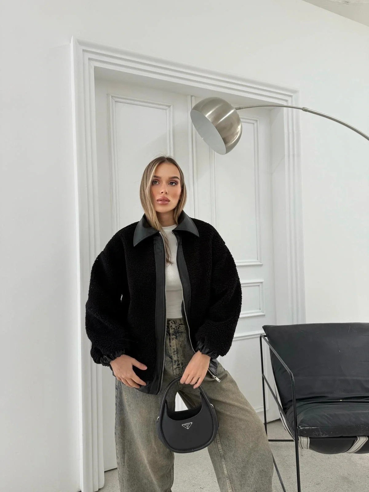 TEDDY KUMAŞ DERİ DETAY İÇ ASTARLI MONT SİYAH