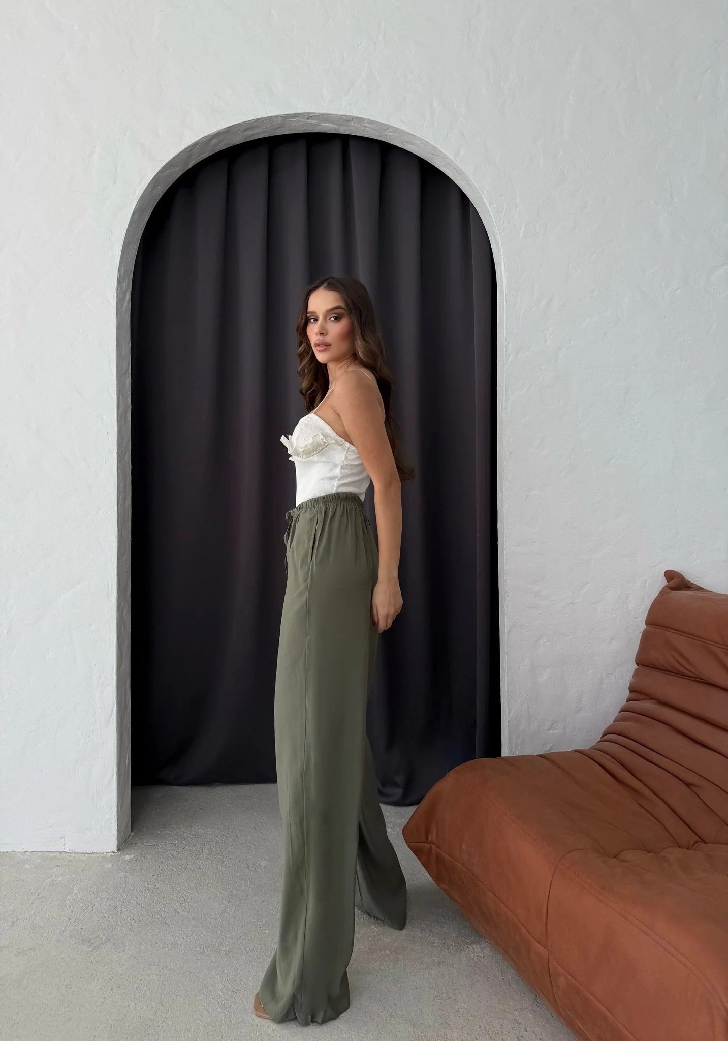 TENSEL KUMAŞ BEL BAĞLAMALI İSPANYOL PAÇA PANTOLON HAKİ