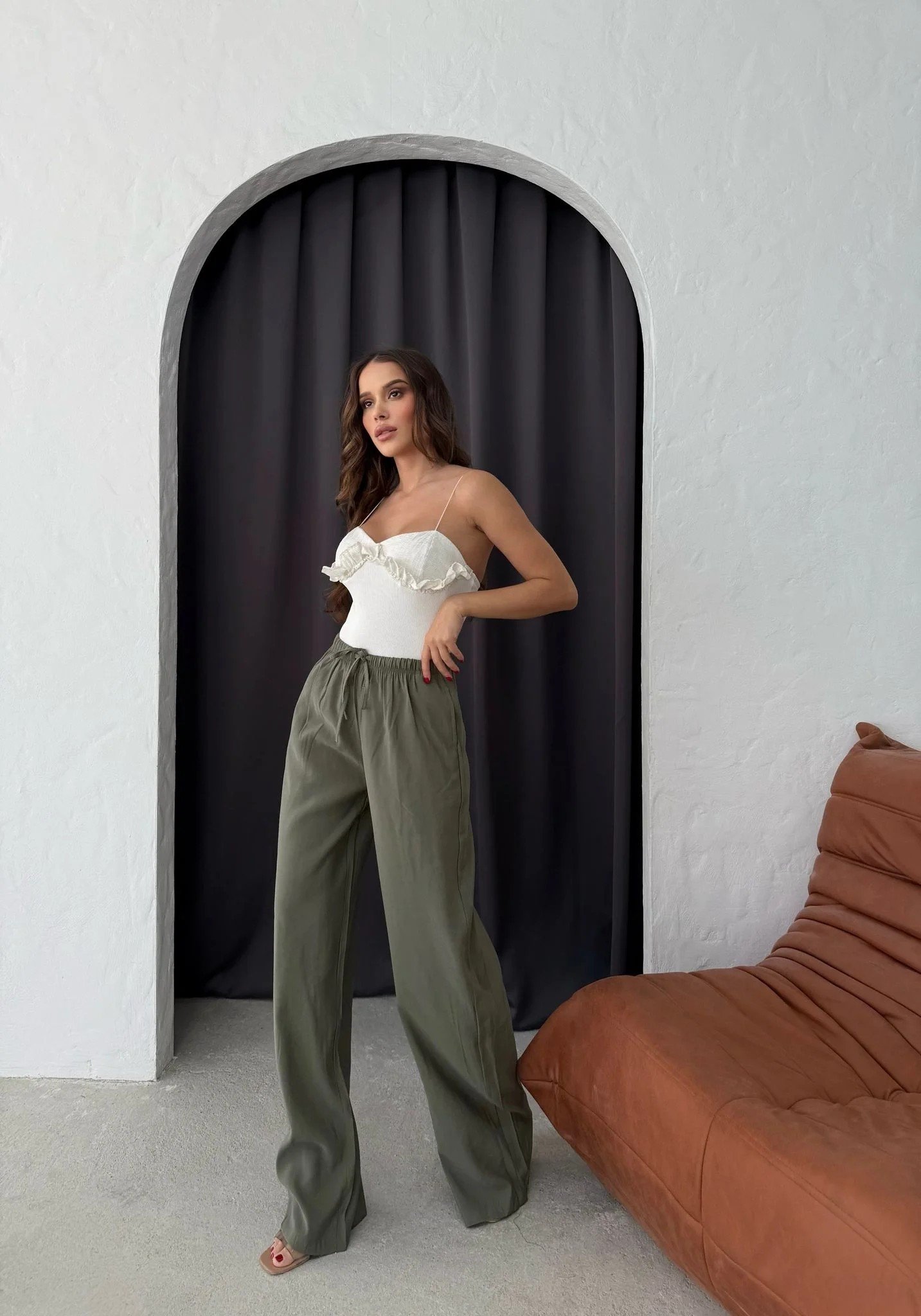 TENSEL KUMAŞ BEL BAĞLAMALI İSPANYOL PAÇA PANTOLON HAKİ