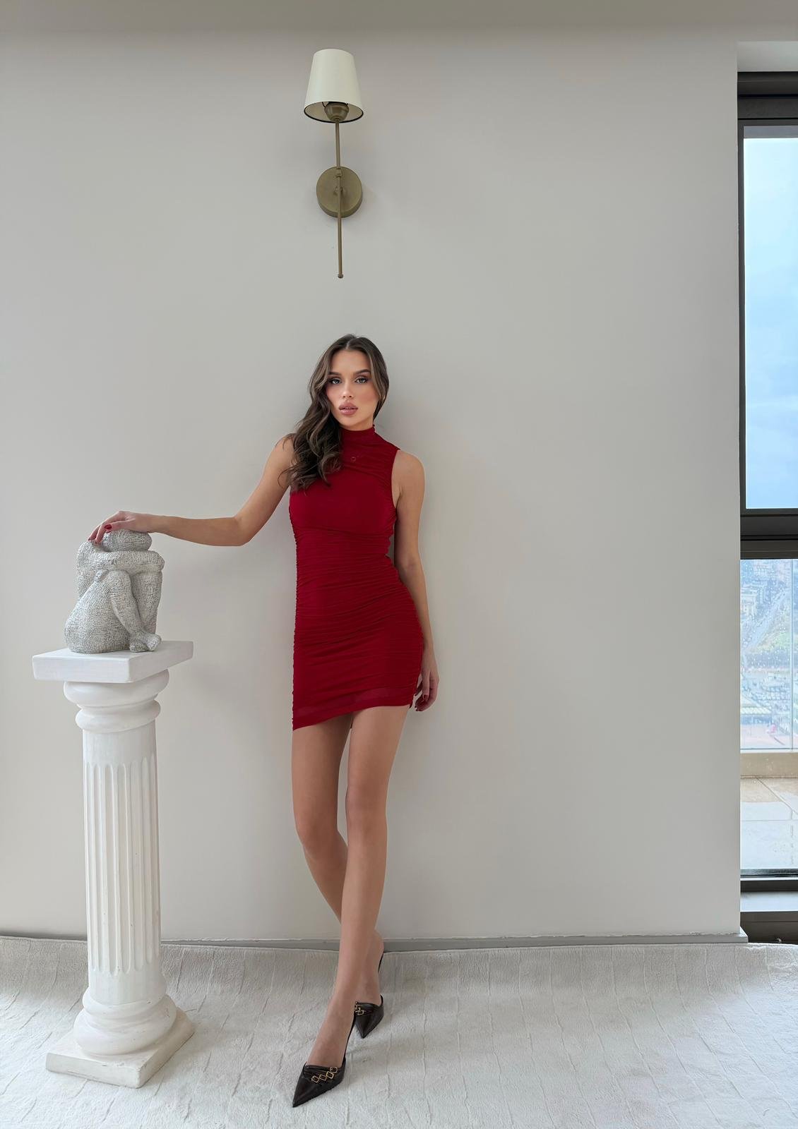 TÜL ASTARLI SIFIR KOL DRAPELİ ELBİSE KIRMIZI