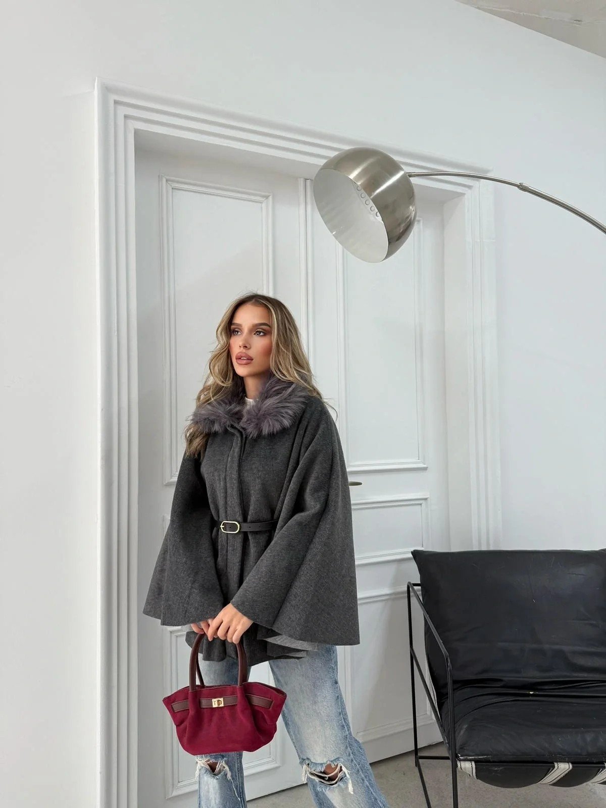 YAKA KÜRK DETAY KEMERLİ KAŞE PANÇO ANTRASİT