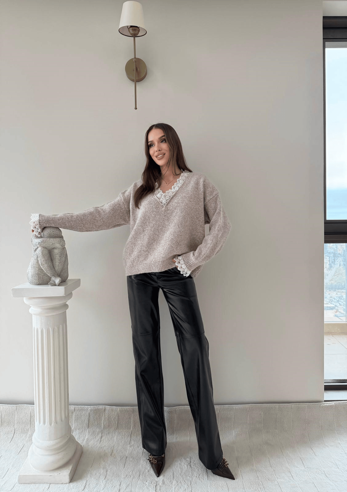 Yaka Ve Kol Dantel Detay Triko Bej 2042