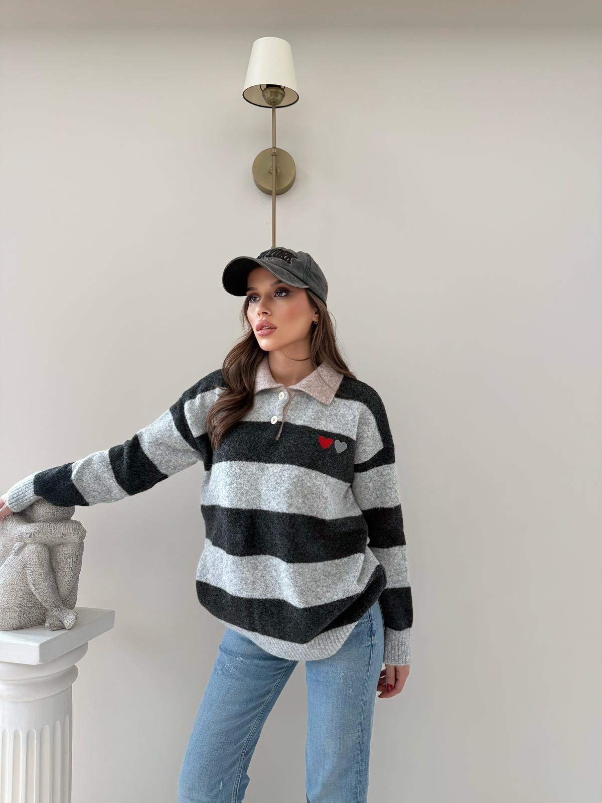 YAKALI KALP NAKIŞ DETAY ÇİZGİLİ SALAŞ KAZAK ANTRASİT