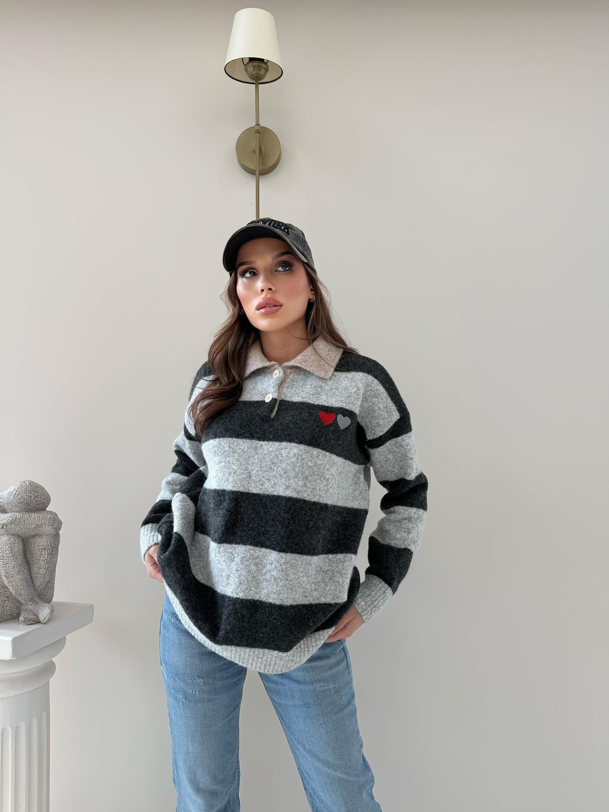 YAKALI KALP NAKIŞ DETAY ÇİZGİLİ SALAŞ KAZAK ANTRASİT