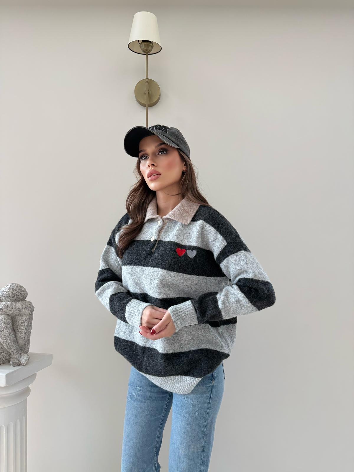 YAKALI KALP NAKIŞ DETAY ÇİZGİLİ SALAŞ KAZAK ANTRASİT